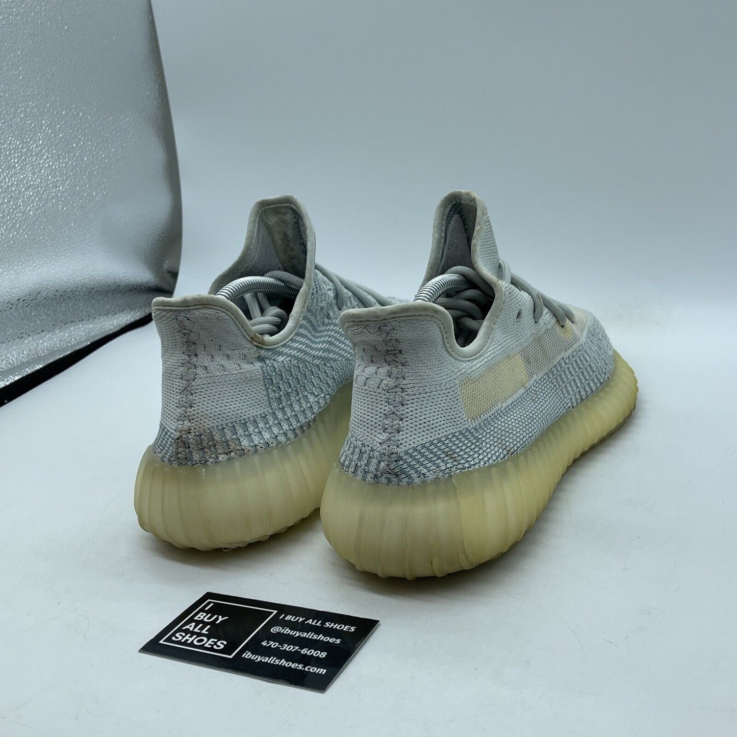 Size 9.5 - adidas Yeezy Boost 350 V2 Cloud White Non-Reflective Blue (FW3043)
