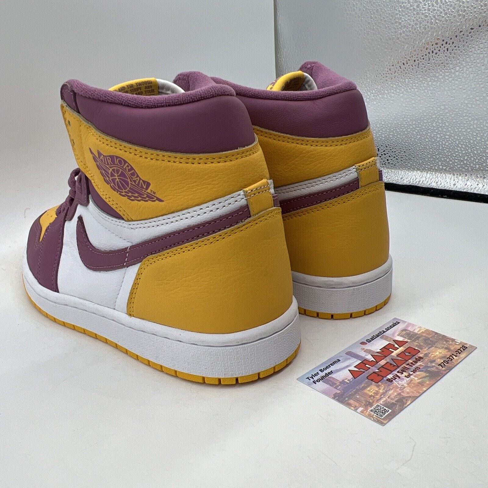 Size 8.5 - Jordan 1 Retro High OG Brotherhood 2022 Yellow White (555088-706)