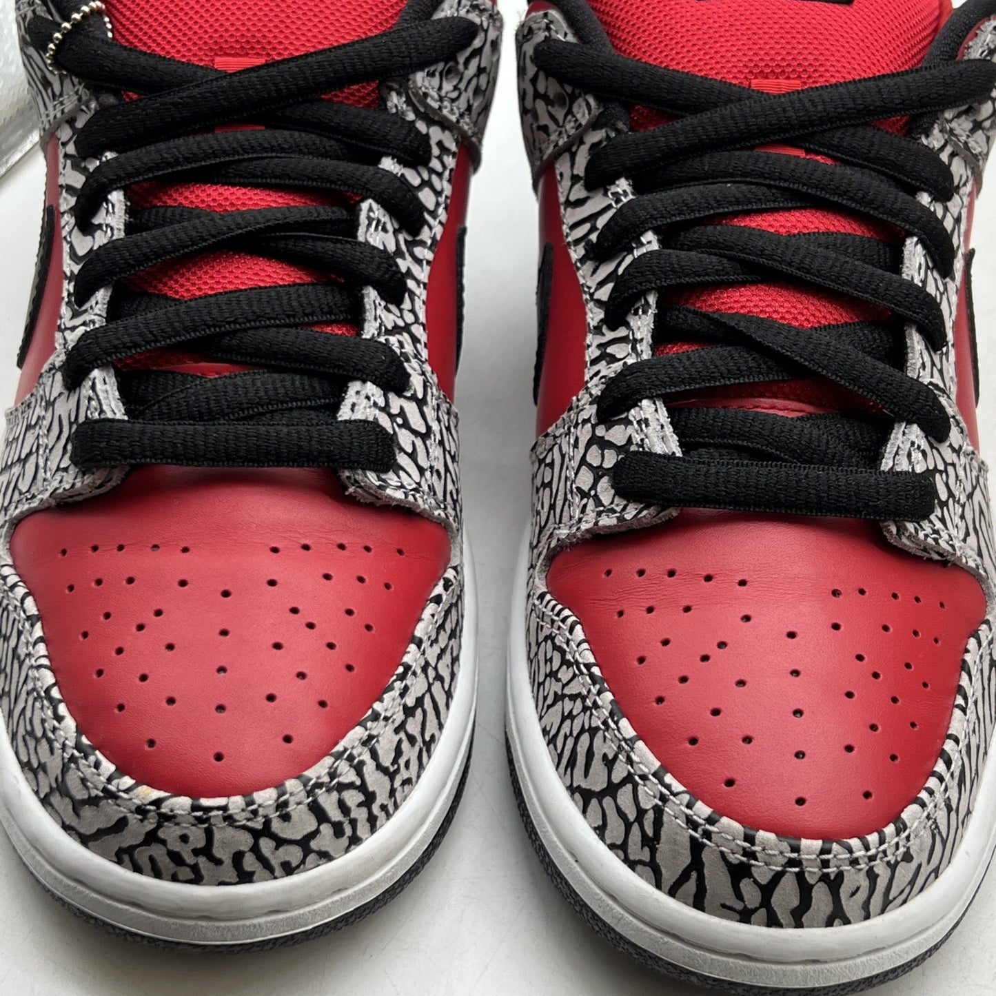 Size 9 - Nike Supreme x Dunk Premium SB Low Red Cement (313170-600)