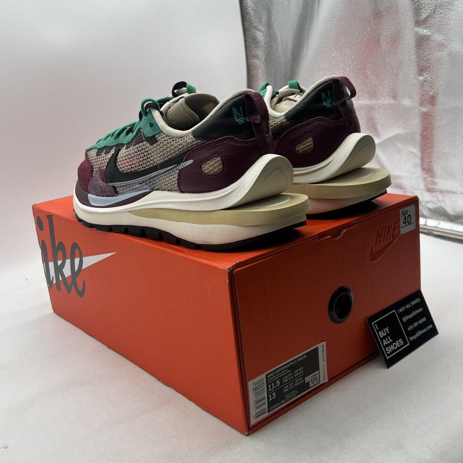 Size 11.5 - sacai x Nike VaporWaffle SP Villain Red (DD3035-200)