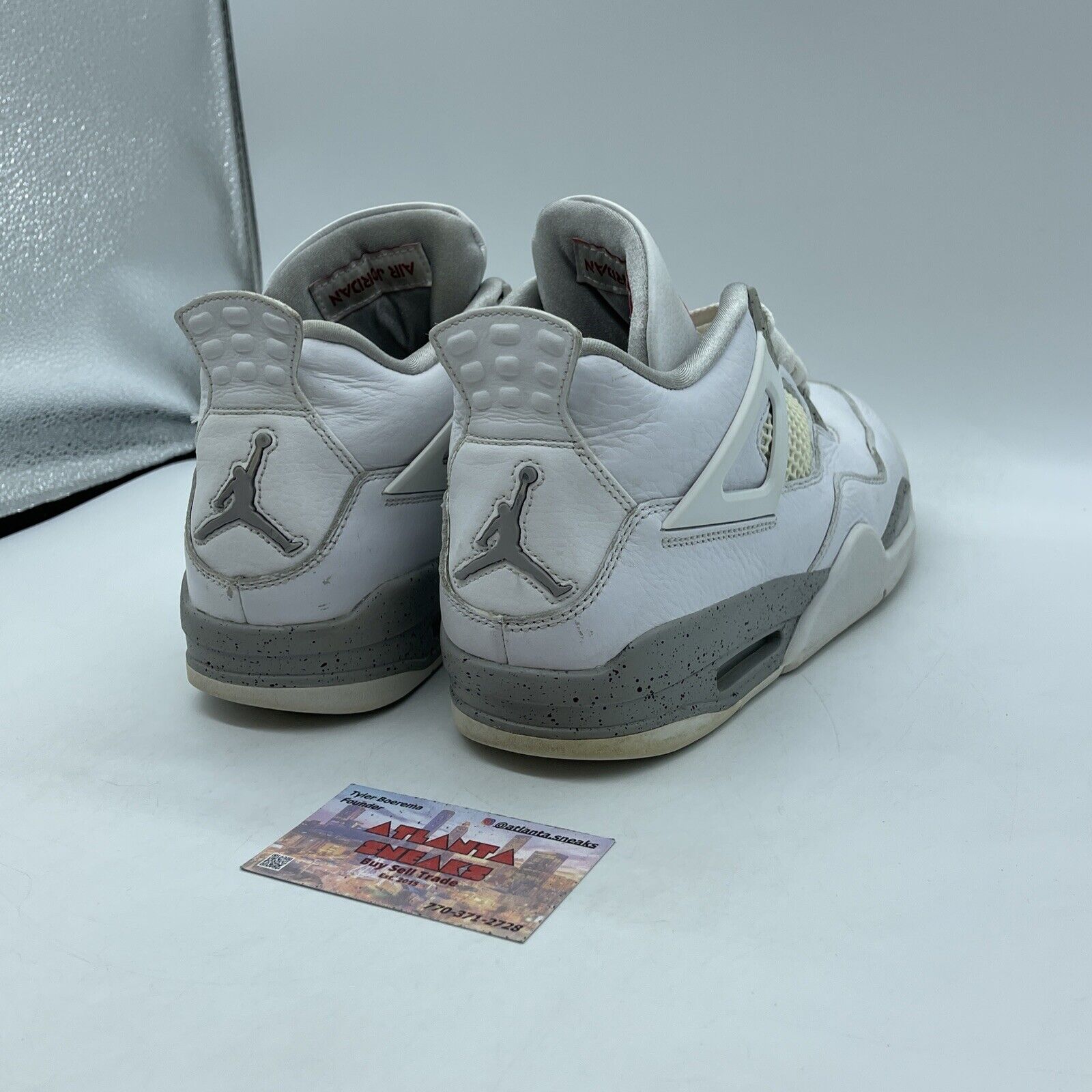 Size 9.5 - Jordan 4 Retro Mid White Oreo Grey Leather (CT8527-100)