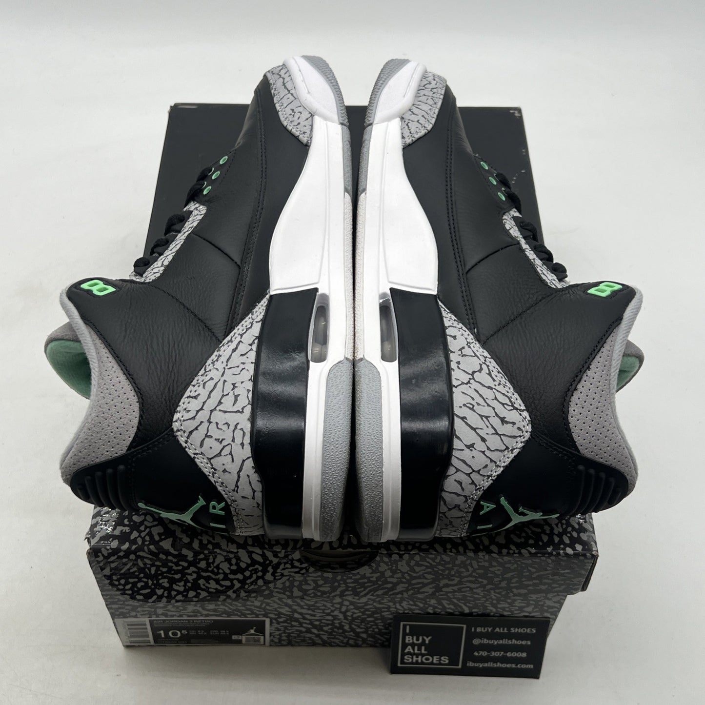 Size 10.5 - Air Jordan 3 Retro Green Glow (CT8532-031)