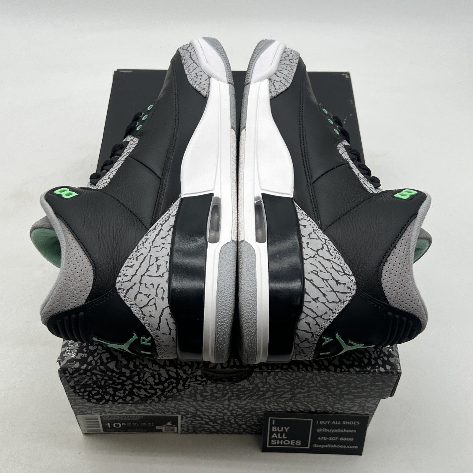Size 10.5 - Air Jordan 3 Retro Green Glow (CT8532-031)