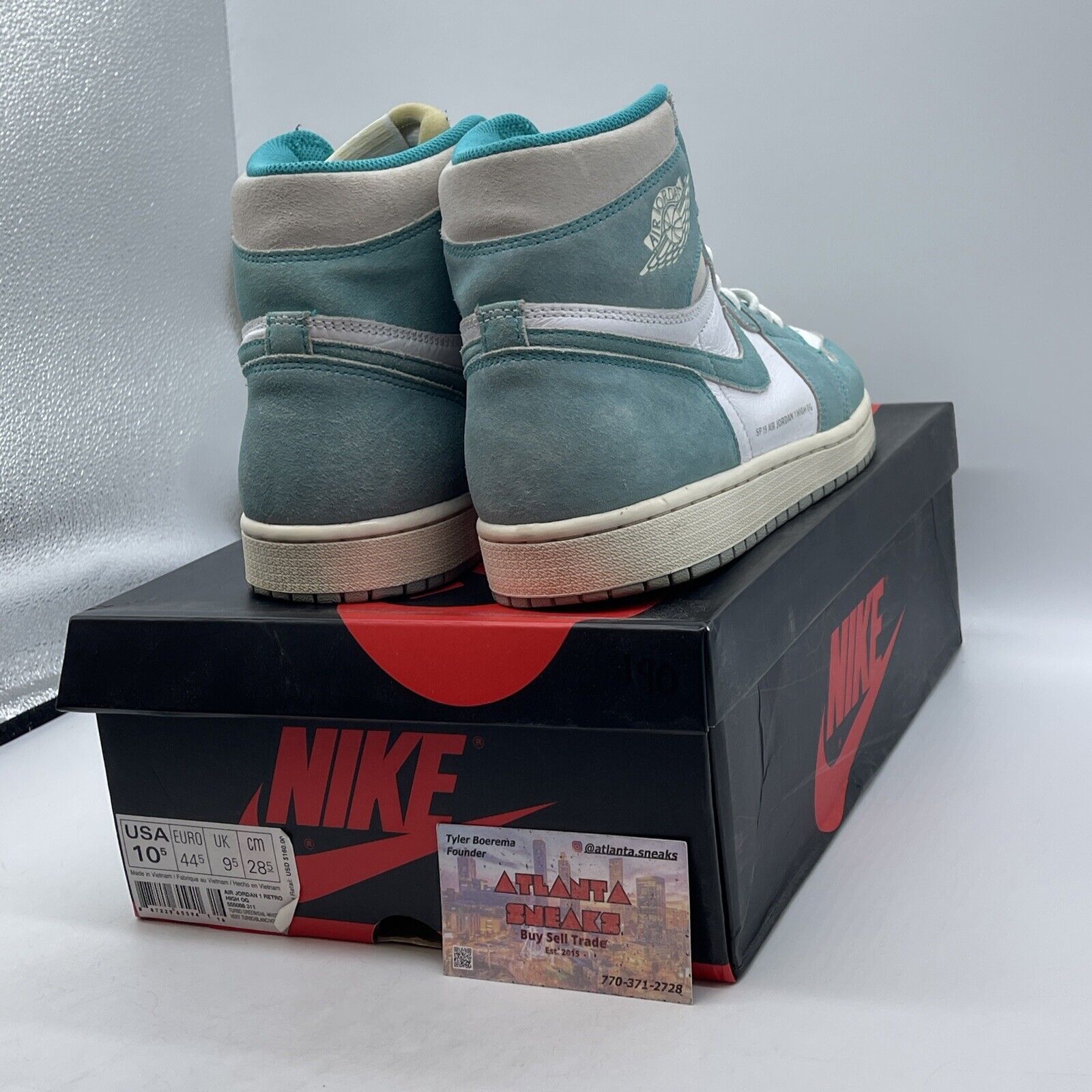 Size 10.5 - Jordan 1 Retro OG High Turbo Green White Suede Leather (555088-311)