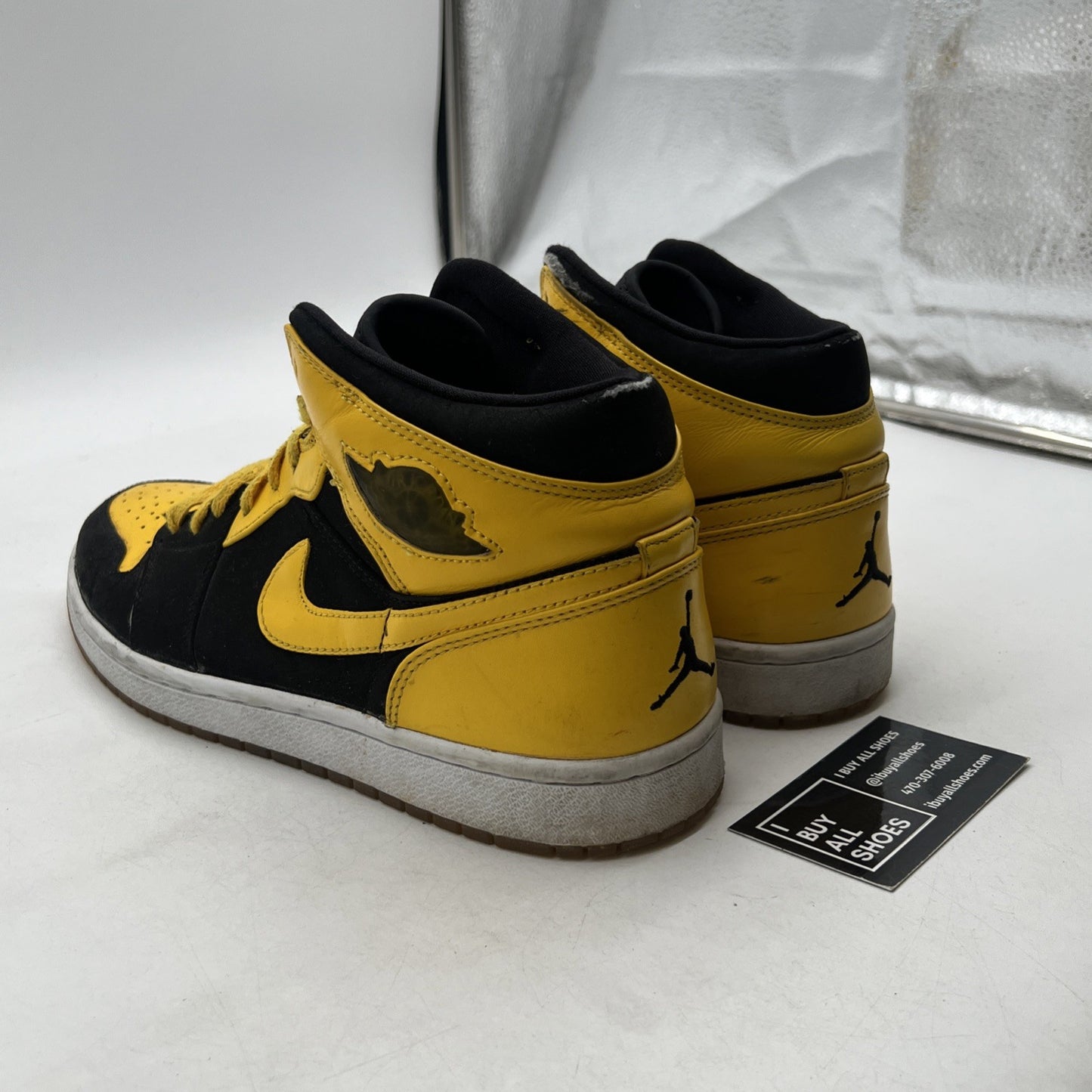 Size 11 - Air Jordan 1 Retro New Love (136085-072)