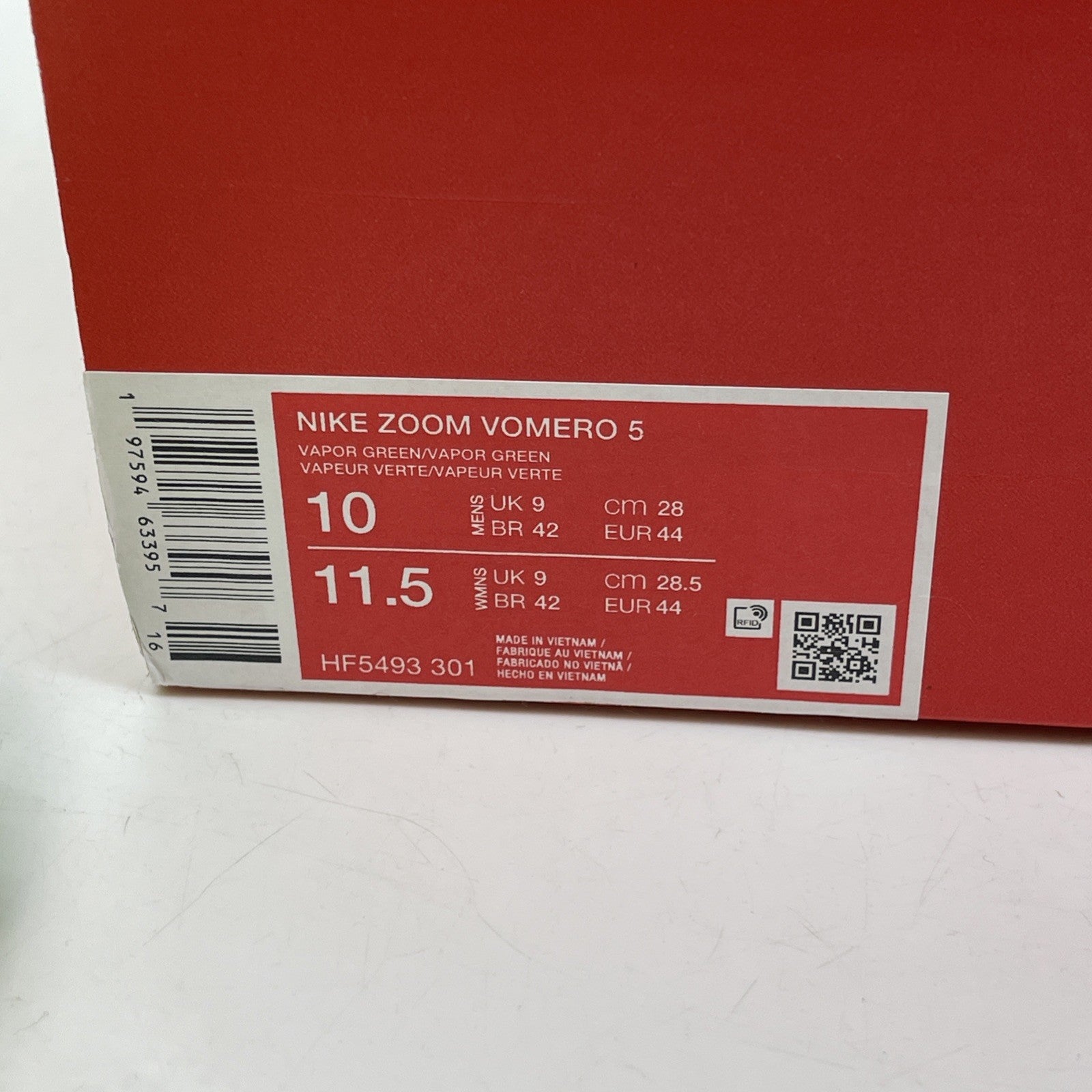 Size 10 - Nike Air Zoom Vomero 5 Vapor Green Suede Leather (HF5493-301)
