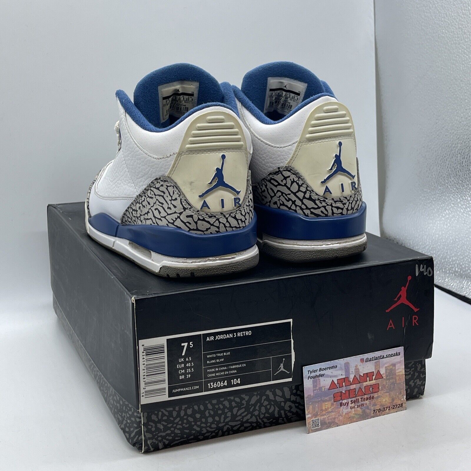 Size 7.5 - Air Jordan 3 Retro 2011 True Blue White Leather Suede (136064-104)