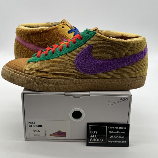 Size 11.5 - Nike Low Cut /Brown/Corduroy/ Multiple Colors (Cl1066-994)