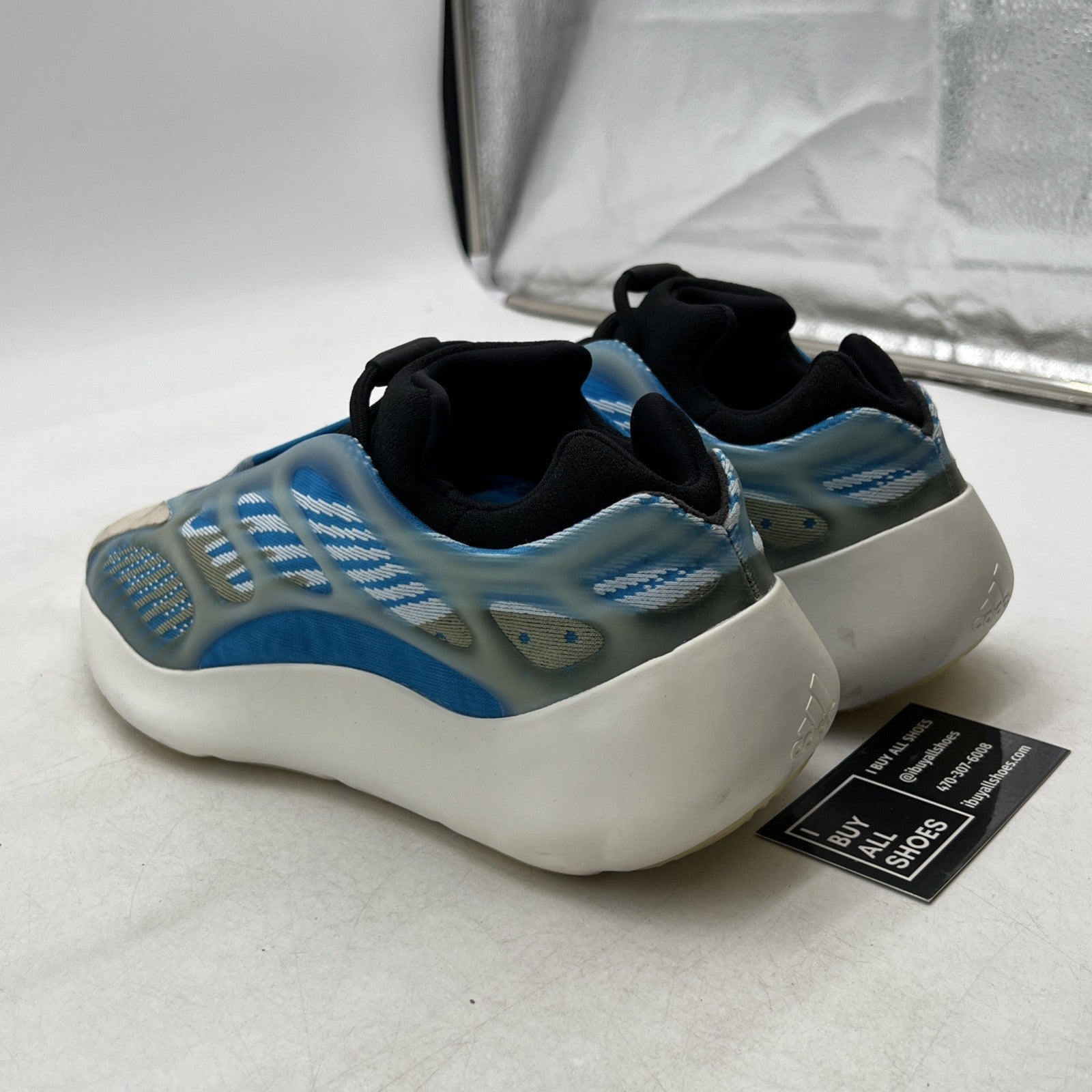 Size 9.5 - Adidas Yeezy 700 V3 Arzareth (G54850)