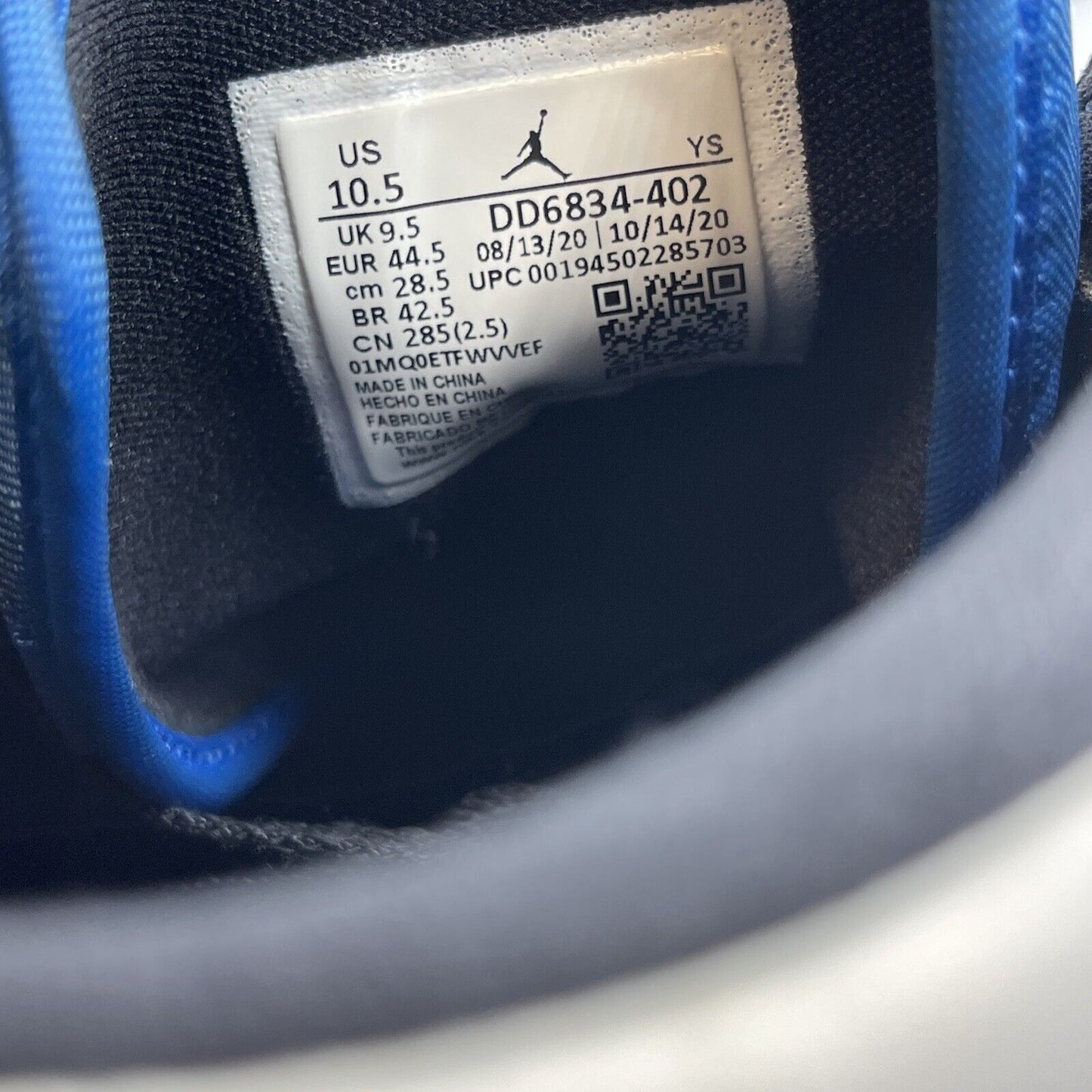 Size 10.5 - Air Jordan 1 SE Mid Signal Blue White Black Leather (DD6834-402)