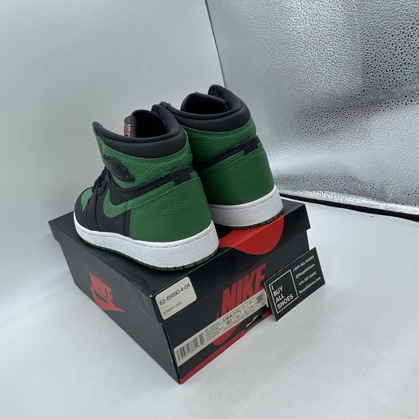 Size 6.5Y - Air Jordan 1 Retro OG High Pine Green 2.0 (575441-030)