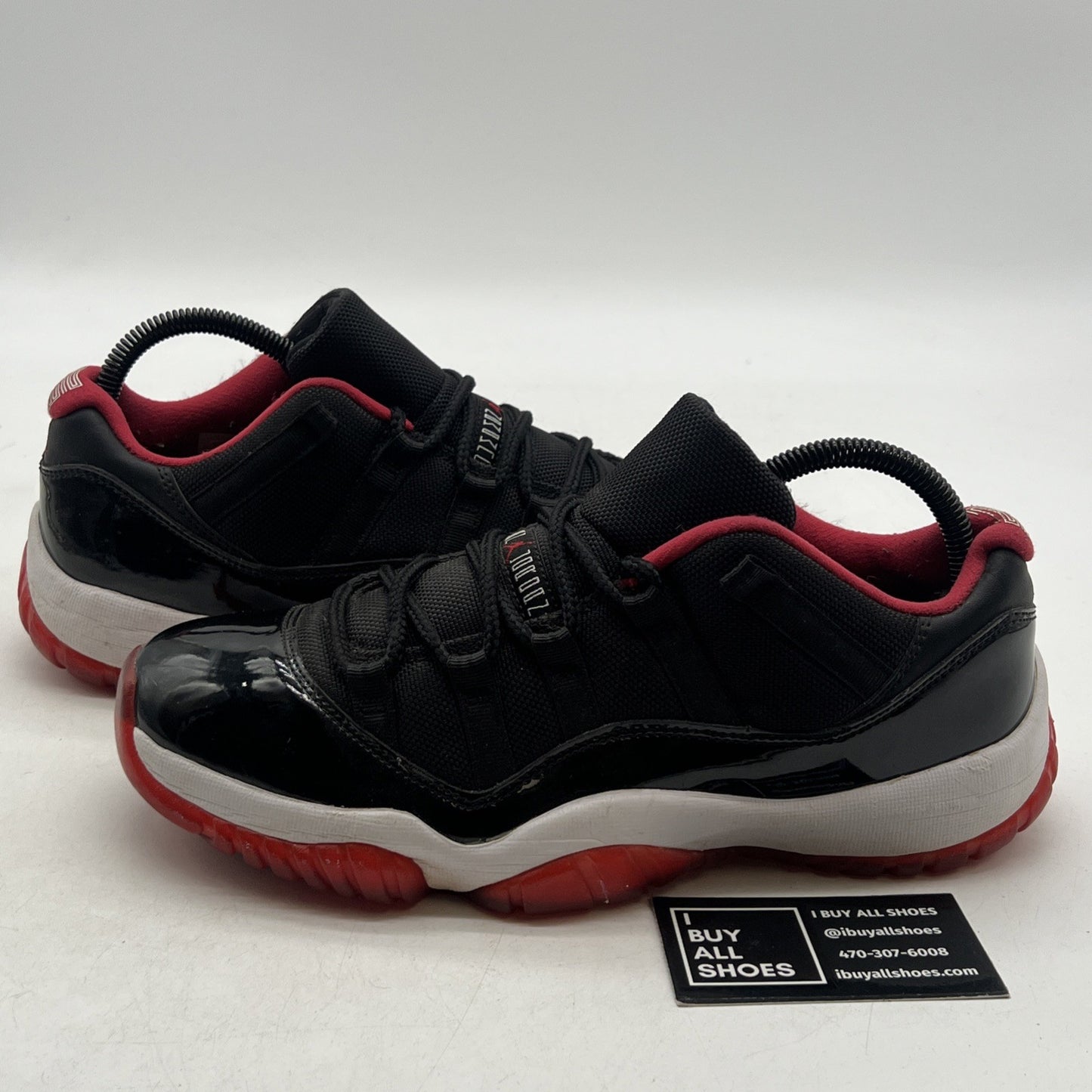 Size 8.5 - Air Jordan 11 Retro 2015 Low Bred (528895-012)