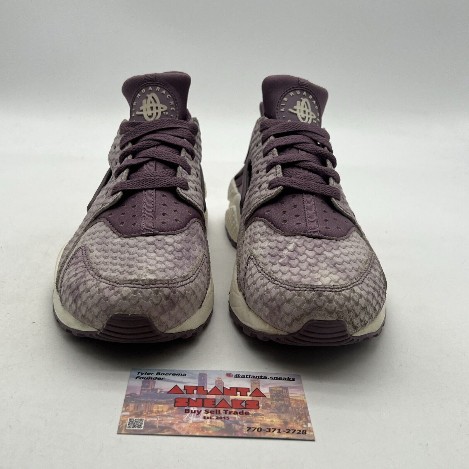 Size 8.5 - Nike Huarache Run Premium Violet Dust W (683818-500)