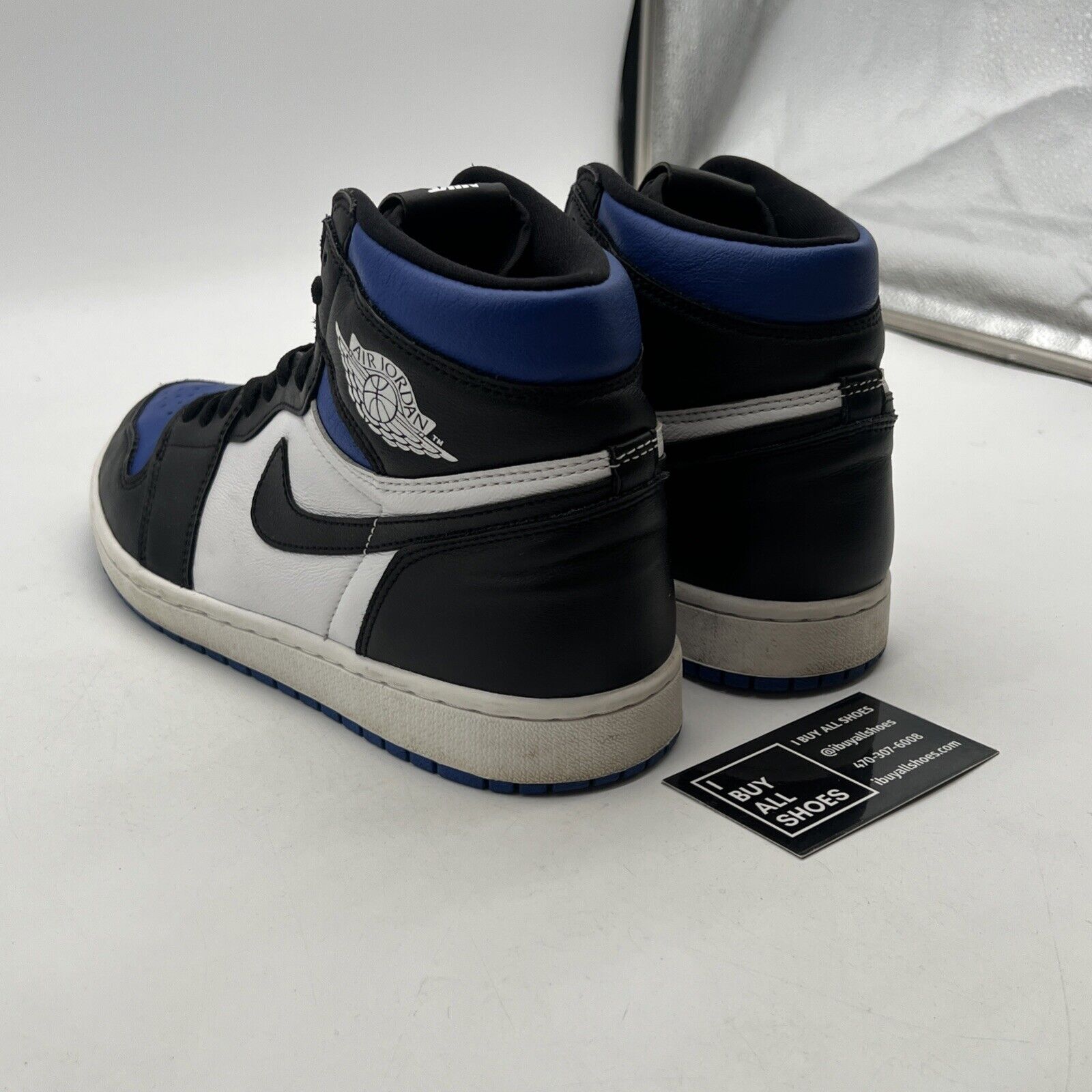 Size 10.5 - Air Jordan 1 Retro OG High Royal Toe (555088-041)