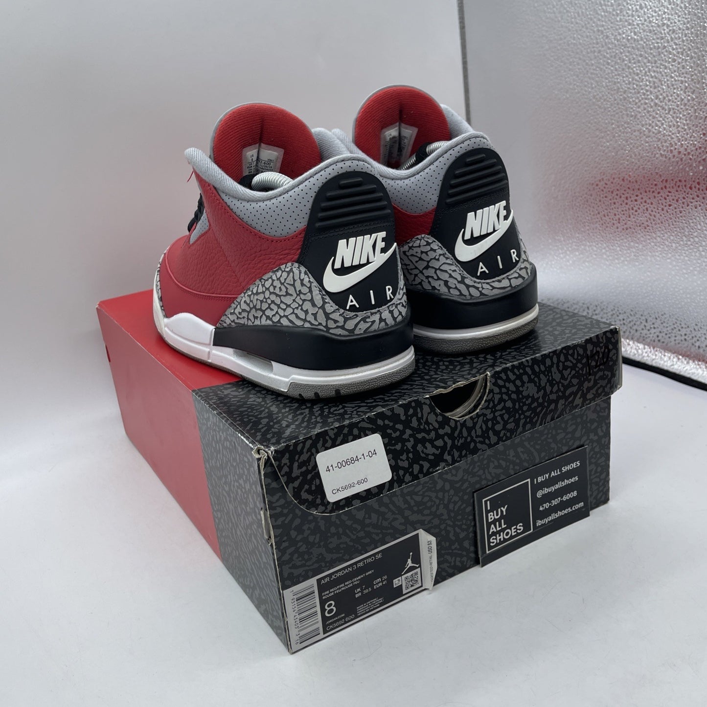 Size 8 - Jordan 3 Retro SE Mid Unite Red Grey Suede Leather (CK5692-600)