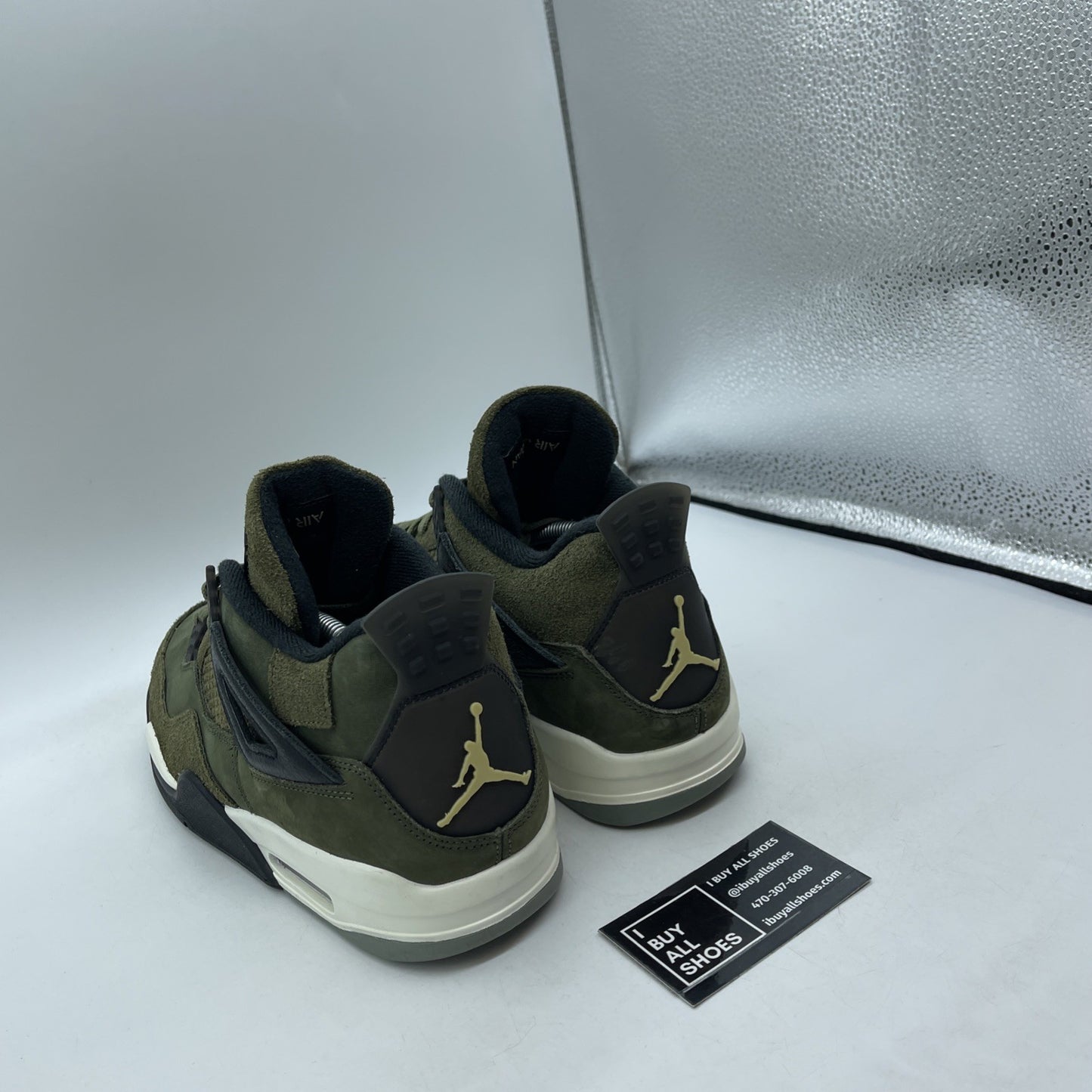 Size 10.5 - Jordan 4 SE Retro Low Craft Olive Green Suede Leather (FB9927-200)