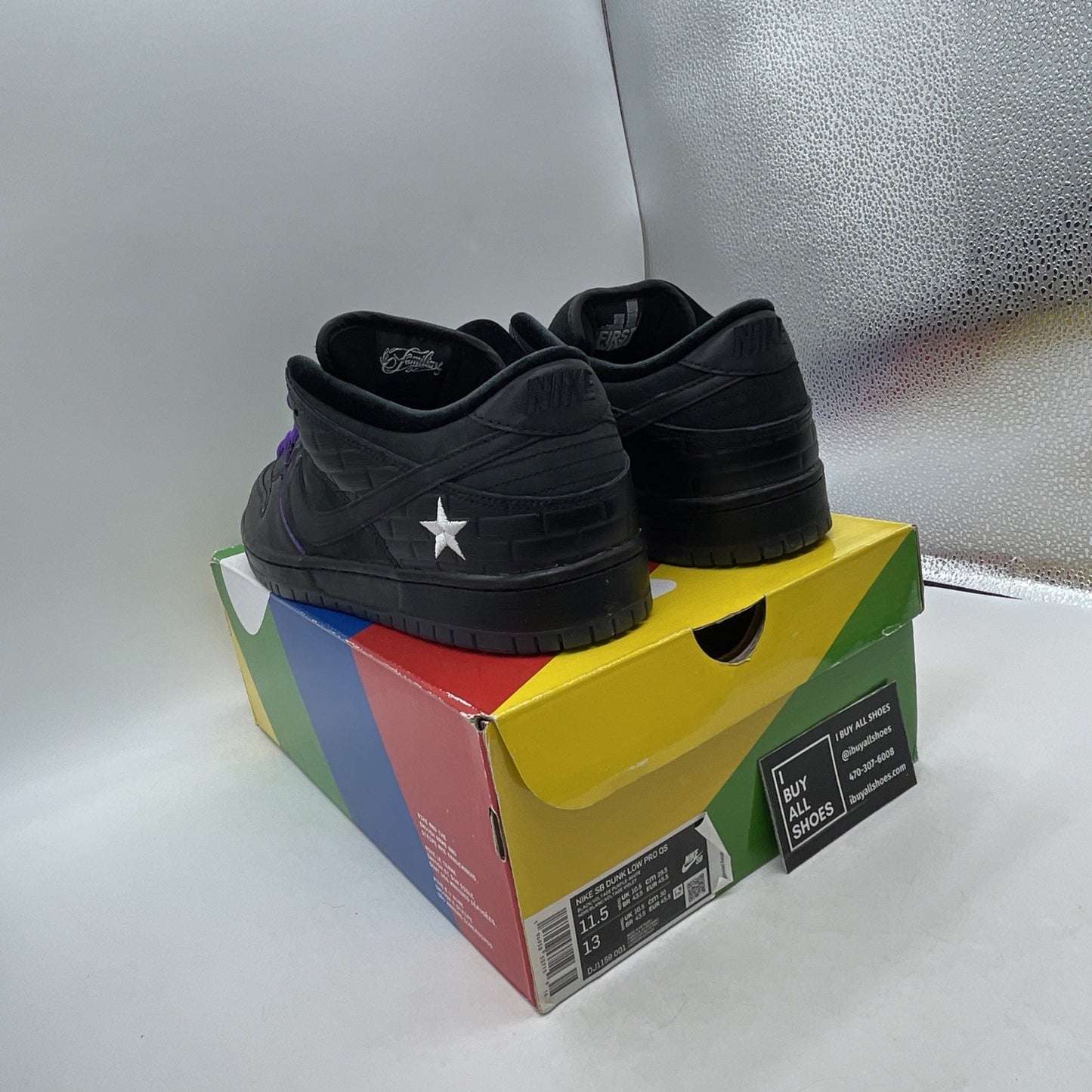 Size 11.5 - Nike Familia x Dunk Pro QS SB Special Box Low First Avenue