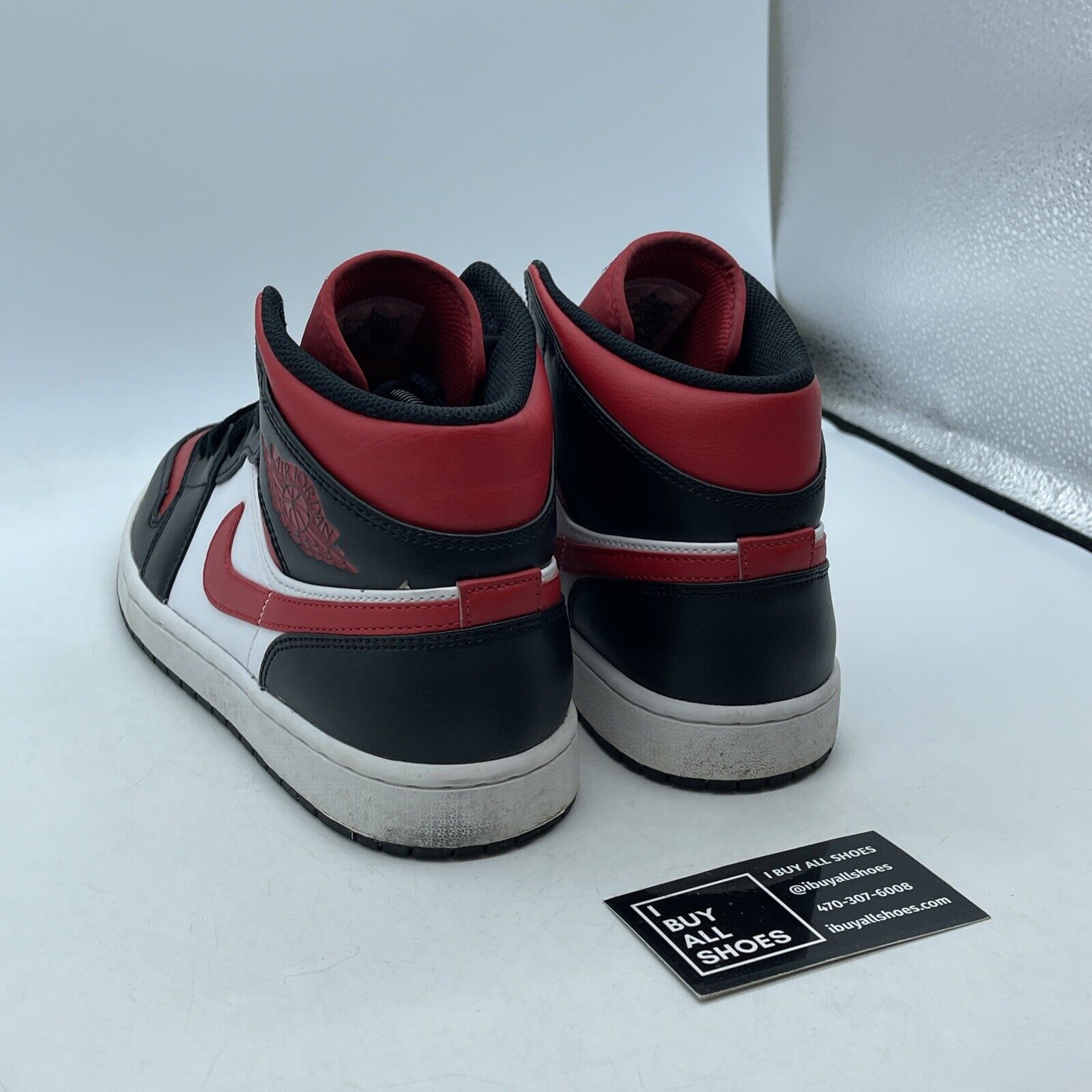 Size 9 - Jordan 1 Mid Bred Toe Black Red White Leather (554724-079)