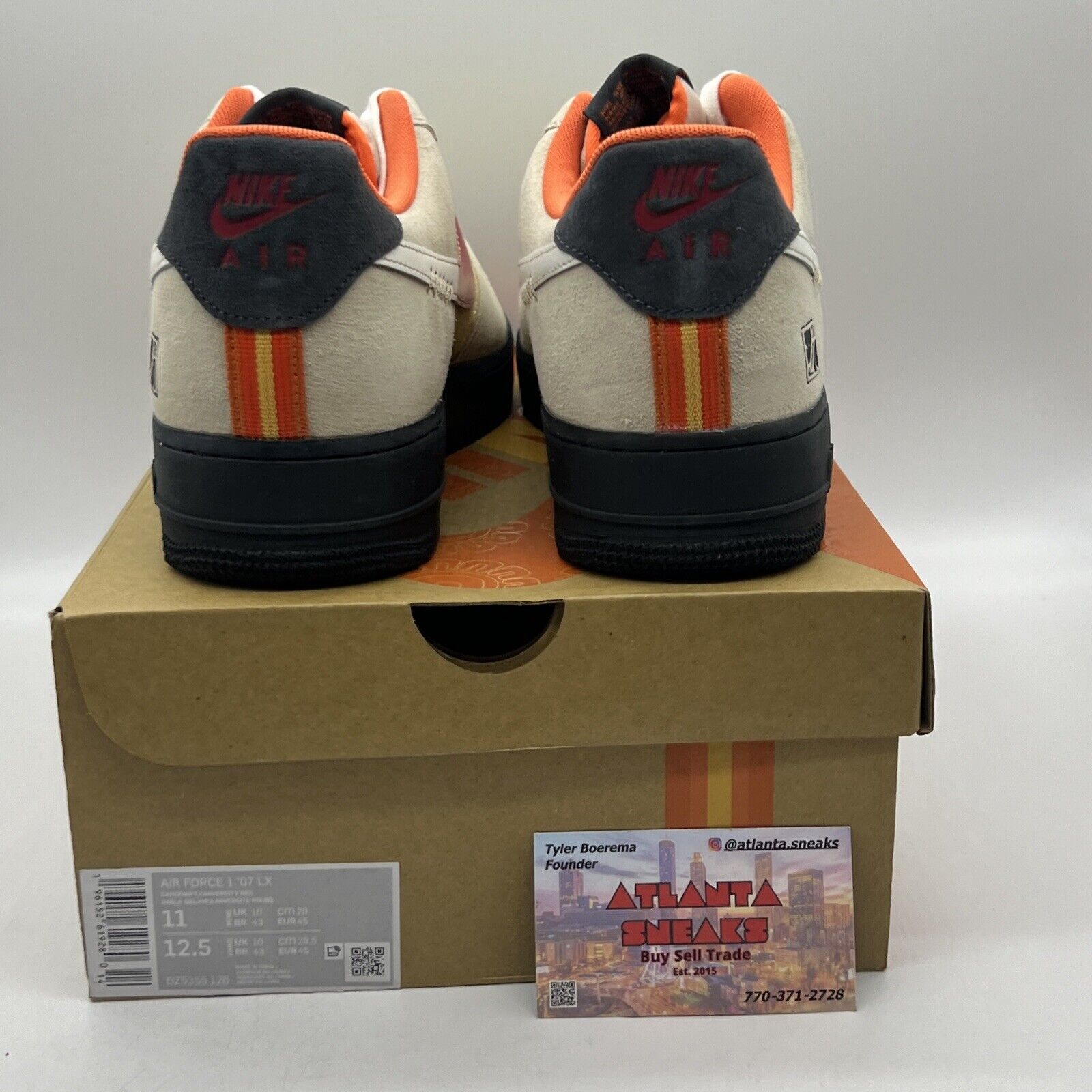 Size 11 - Nike Air Force 1 '07 Somos Familia 2022 Brand New Og All