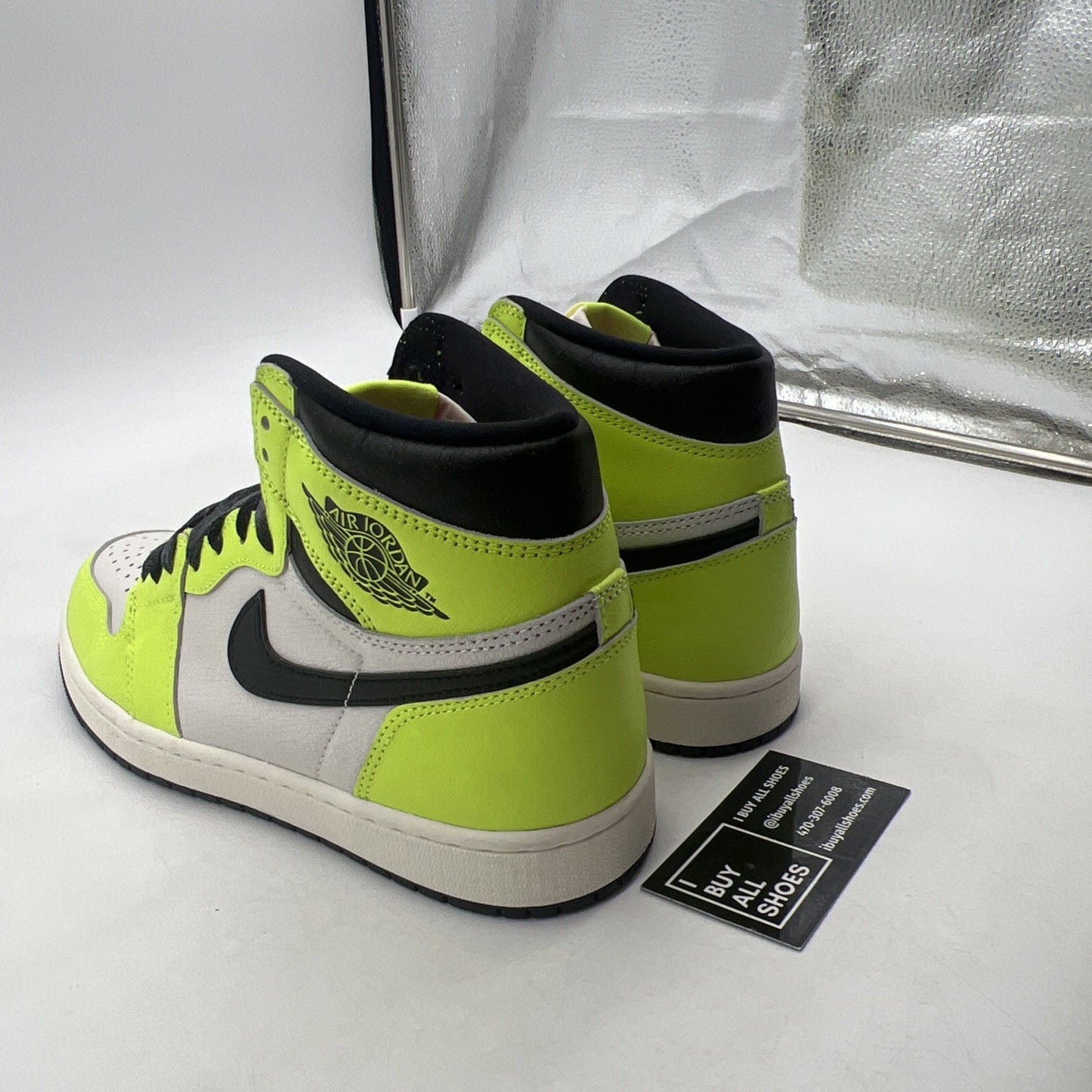 Size 9- Air Jordan 1 Retro High OG Visionaire (555088-702)