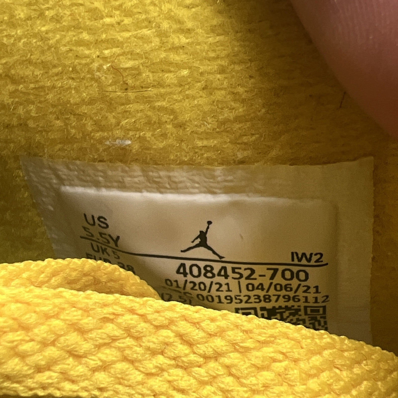 Size 5.5 - Air Jordan 4 Retro GS Tour Yellow 2021 - (408452-700)