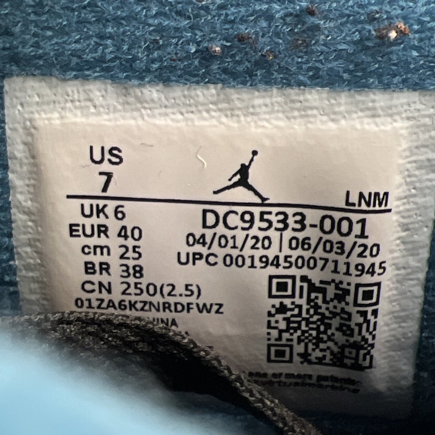Size 7 - Air Jordan 4 Retro x Union LA Mid Off Noir (DC9533-001)