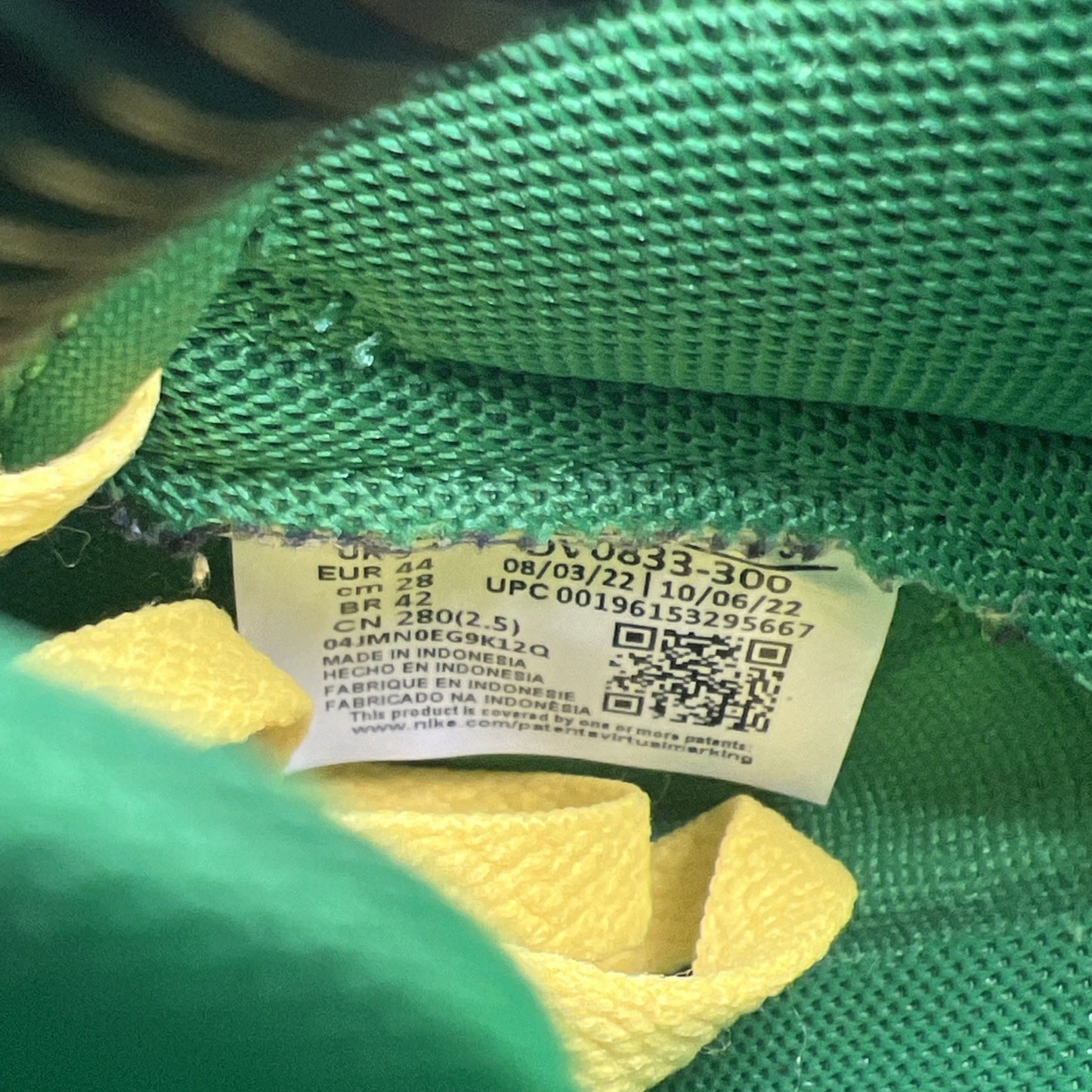 Size 10 - Nike Dunk Low Reverse Brazil (DV0833-300)