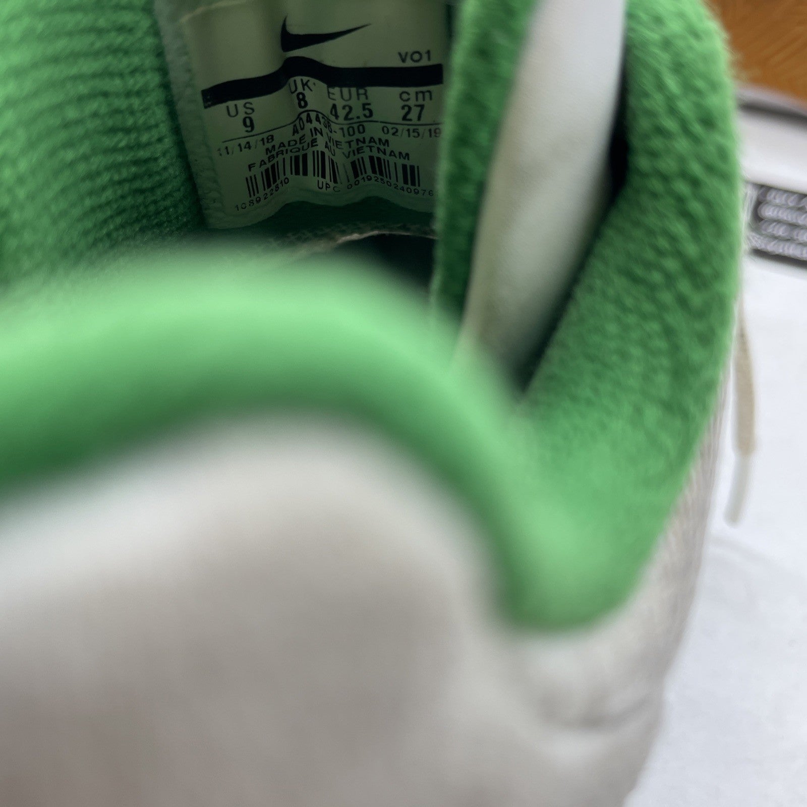 Size 9 - Nike Kyrie Flytrap 2 Celtics (AO4436-100)