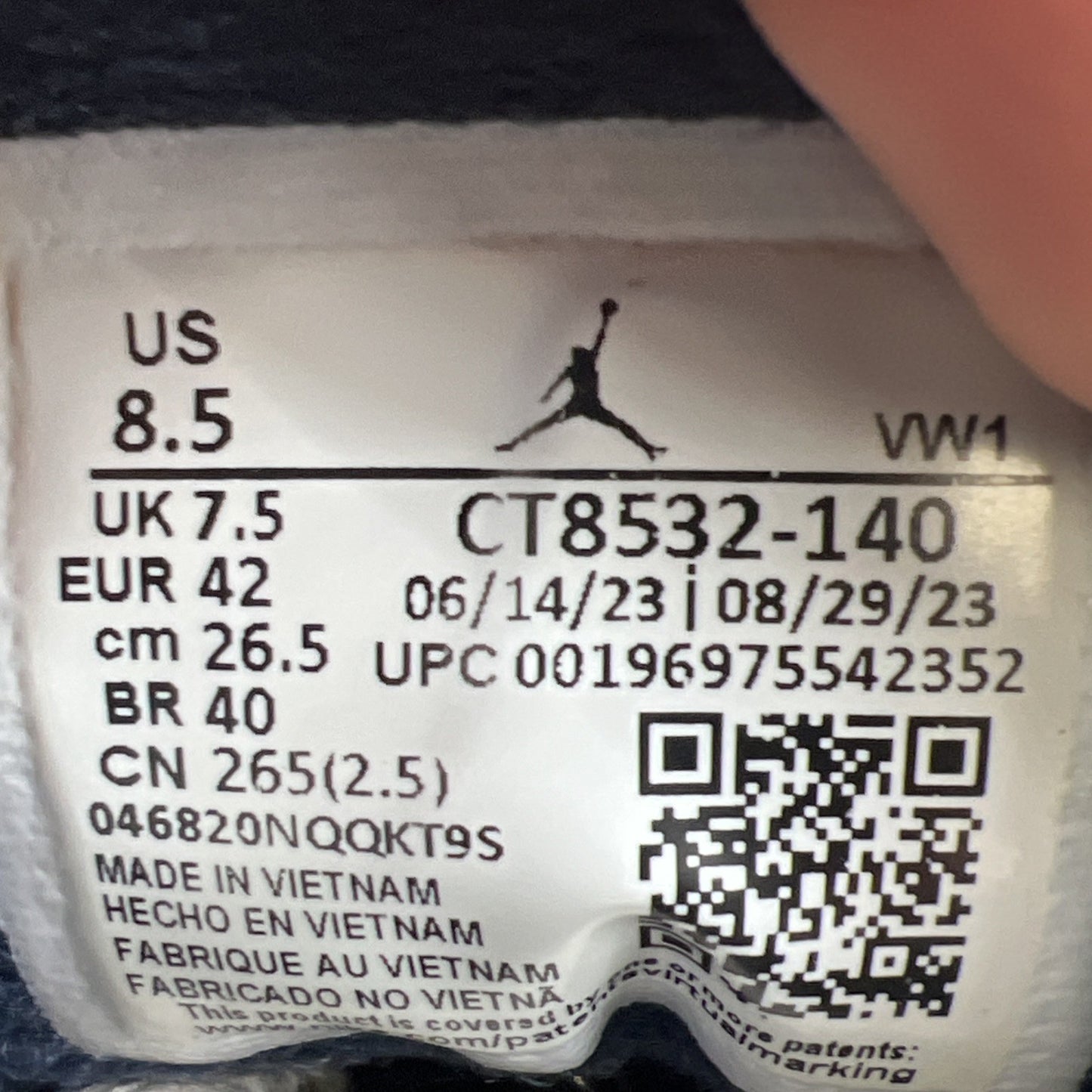 Size 8.5 - Air Jordan 3 Retro Midnight Navy (CT8532-140)