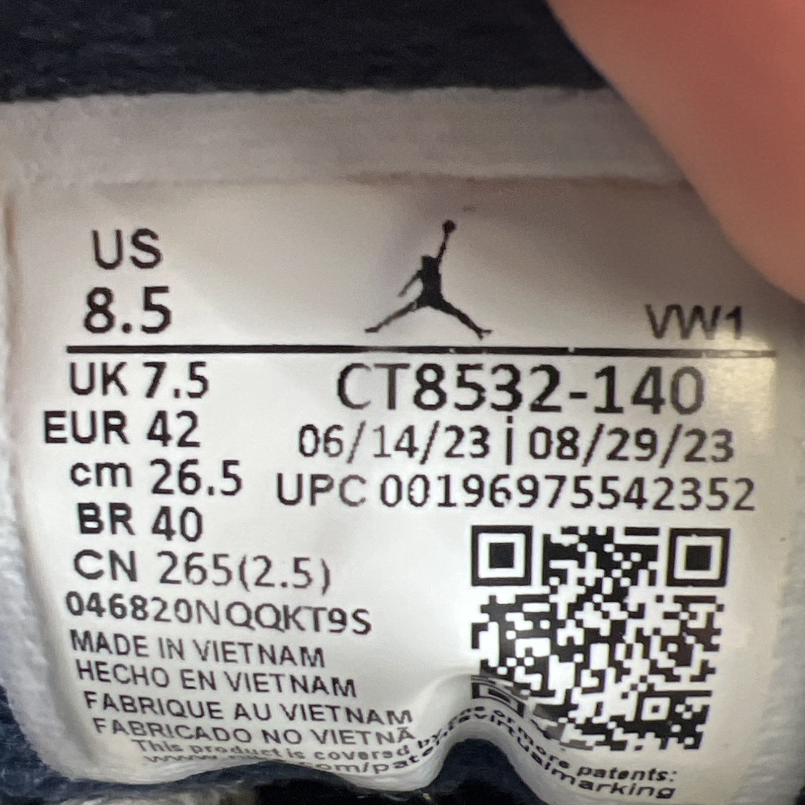 Size 8.5 - Air Jordan 3 Retro Midnight Navy (CT8532-140)