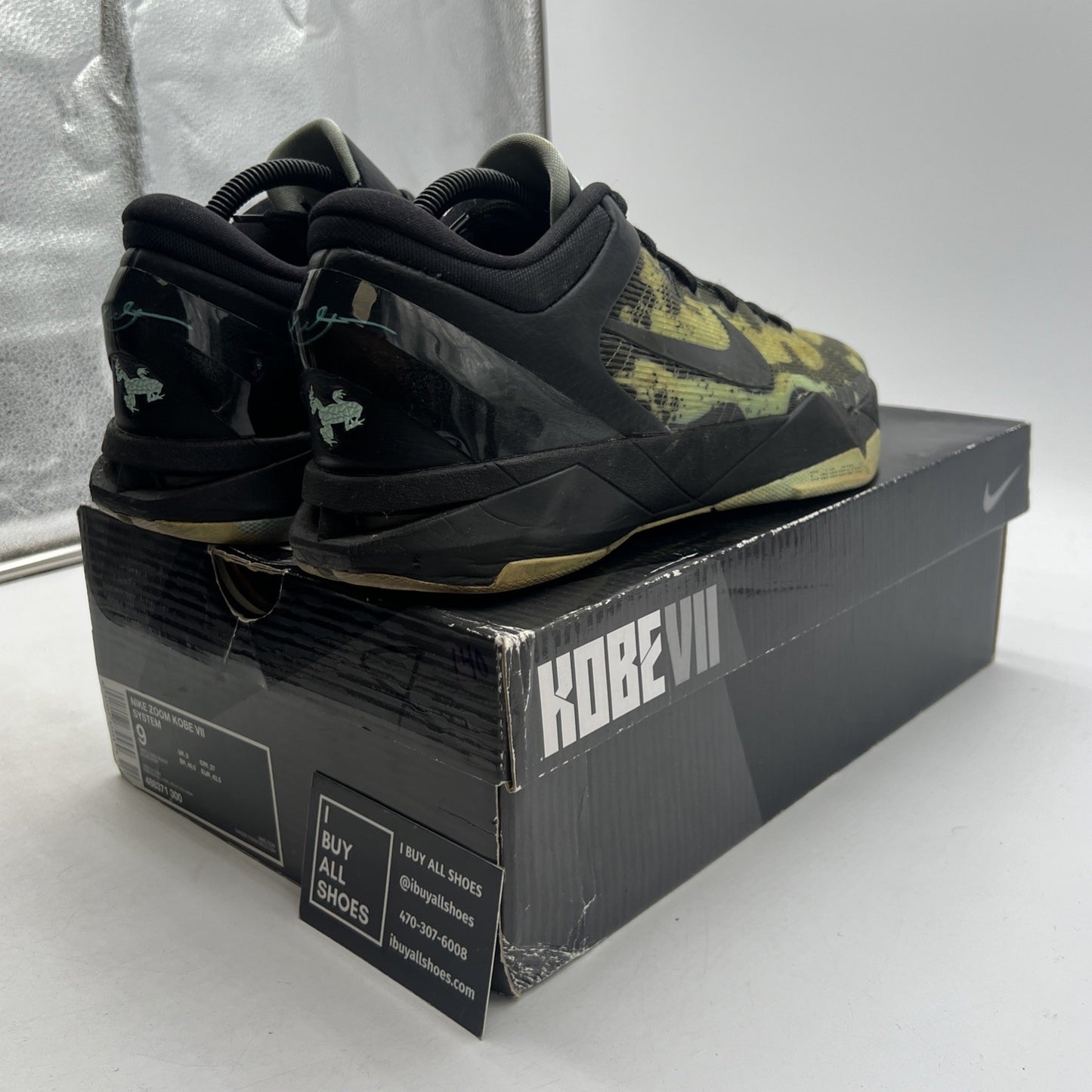 Size 9 - Nike Zoom Kobe 7 System Mint Poison Dart Frog (488371-300)