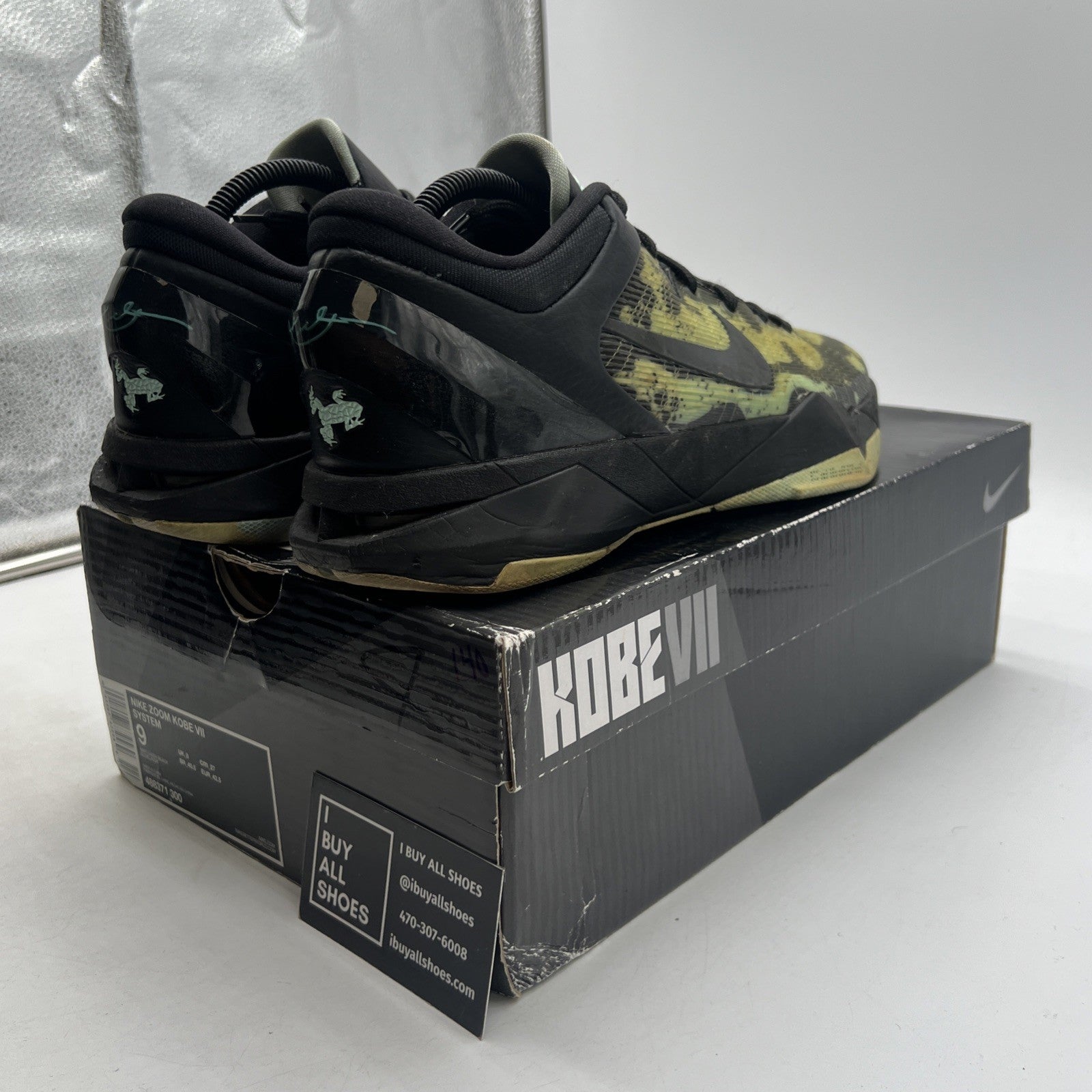 Size 9 - Nike Zoom Kobe 7 System Mint Poison Dart Frog (488371-300)