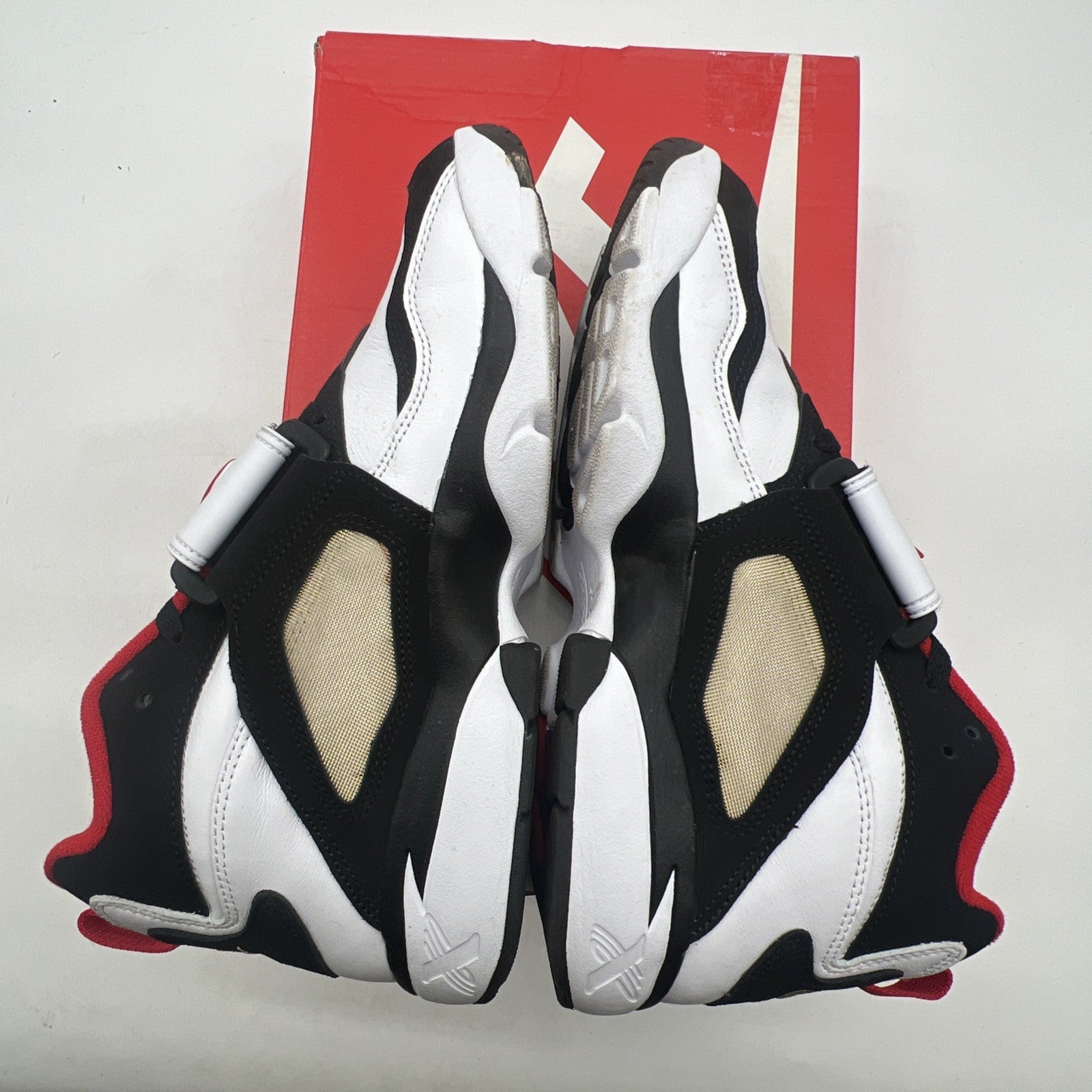 Size 10 - Nike Air Diamond Turf 2025 49ers (FZ8224-100)