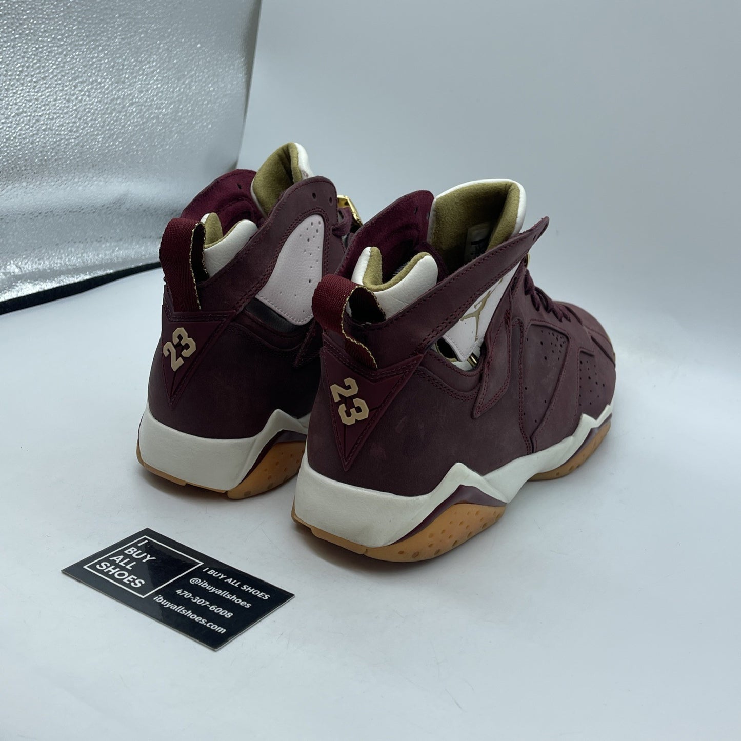 Size 9.5 - Air Jordan 7 Retro Cigar Burgundy White Leather (725093-630)