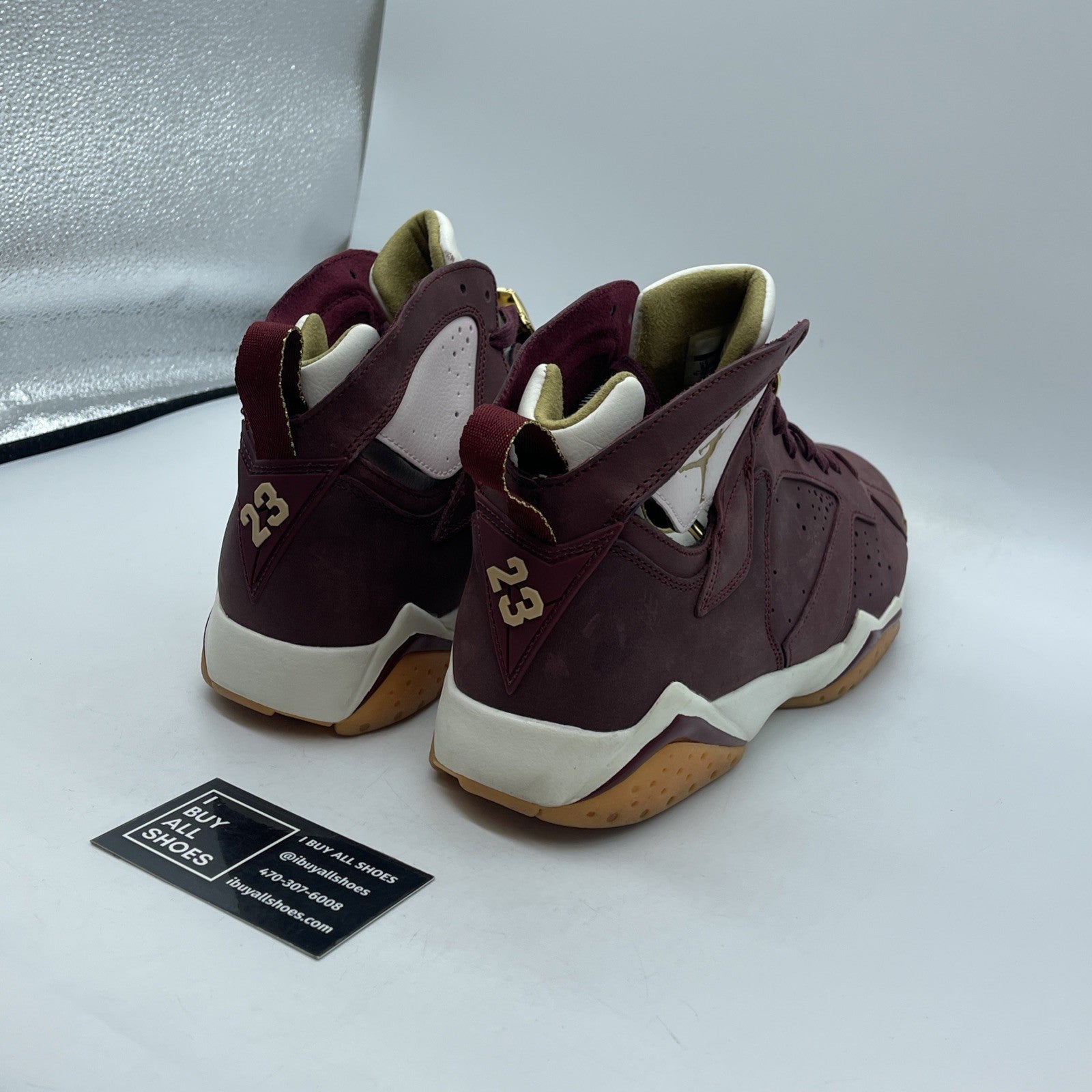 Size 9.5 - Air Jordan 7 Retro Cigar Burgundy White Leather (725093-630)