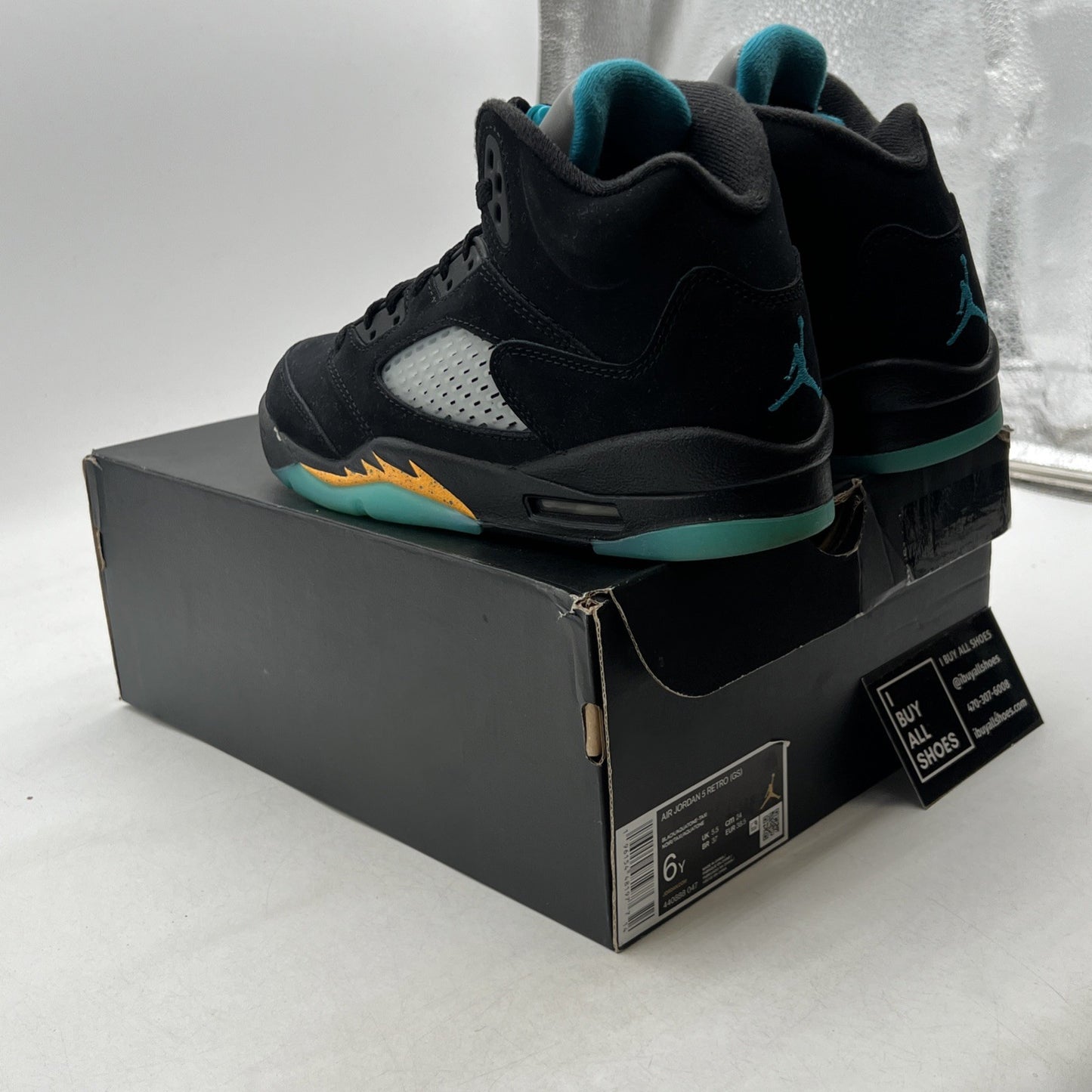 Size 6Y - Air Jordan 5 Retro Mid Aqua (440888-047)