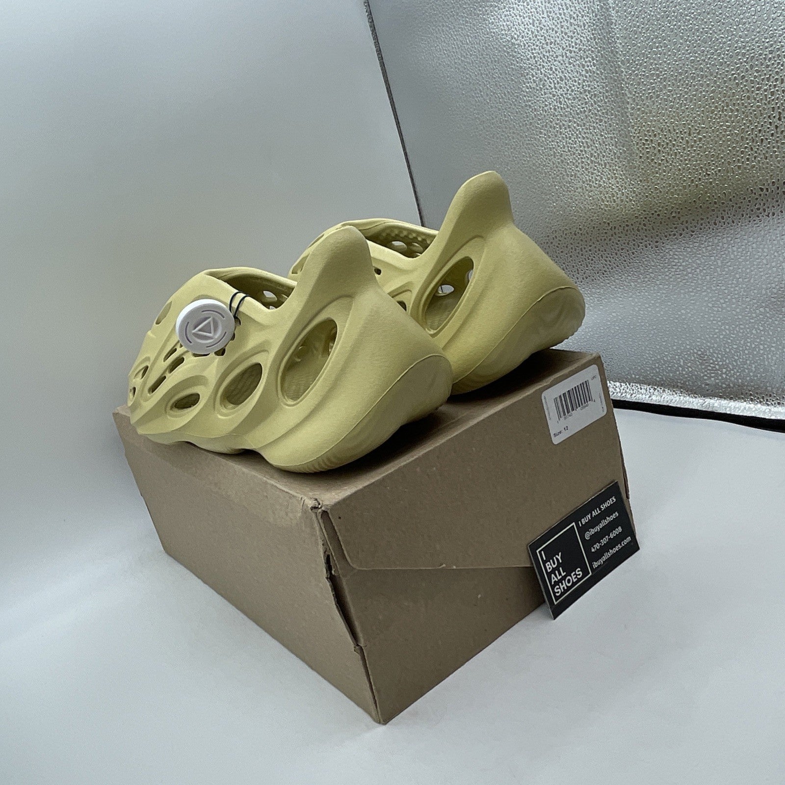 Size 12 - Adidas Yeezy Foam Runner Sulfur 2022 Yellow (GV6775)