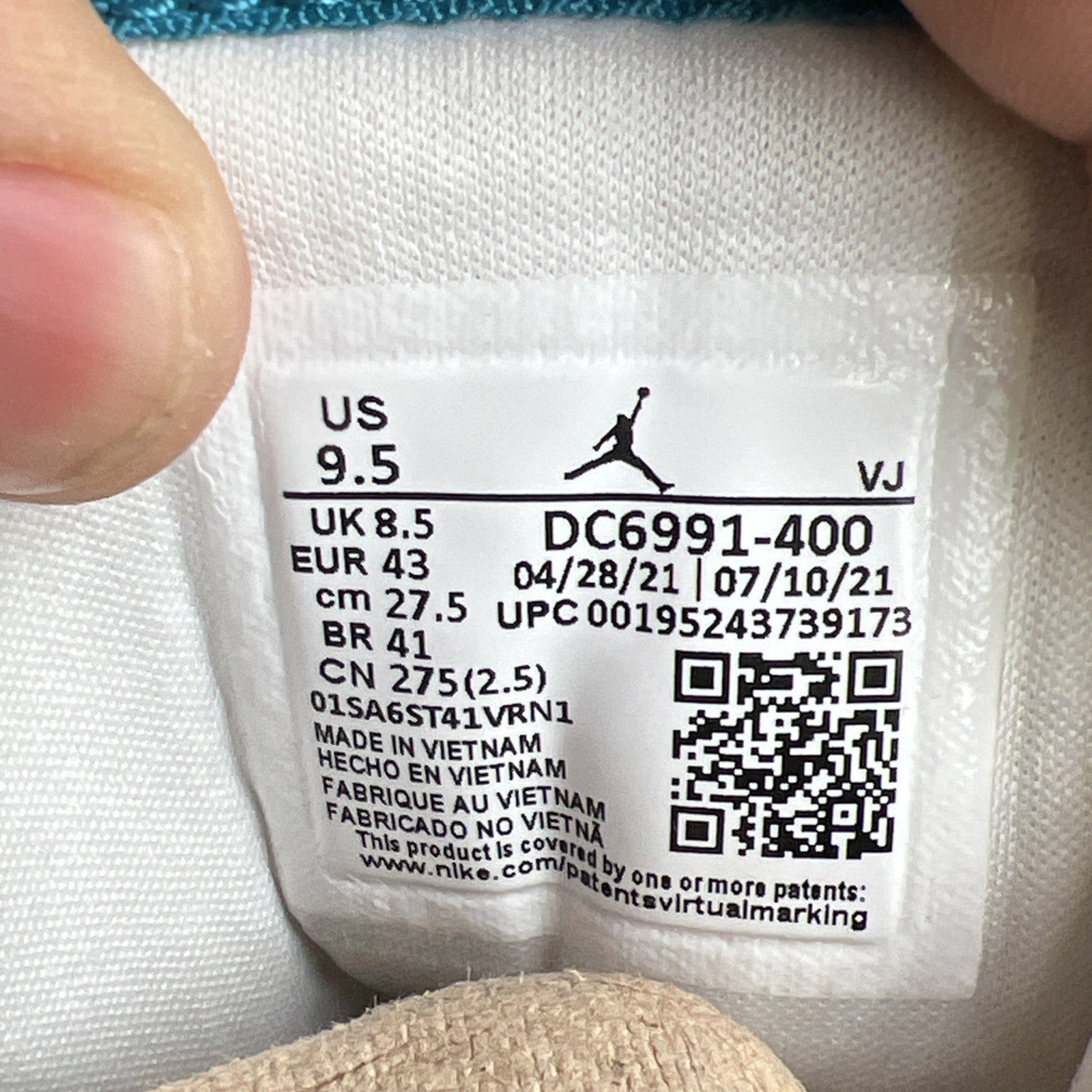 Size 9.5 - Nike Air Jordan 1 Low SE ‘Barcelona Cyber Teal’ (DC6991-400)