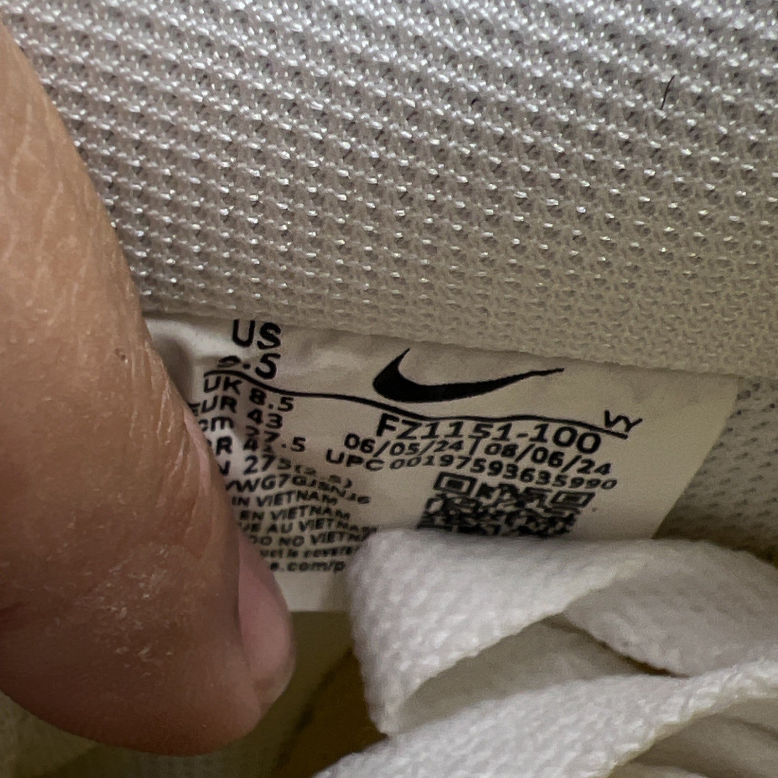 Size 9.5 - Kobe Bryant x Nike Air Force 1 Retro Low Lakers Home (FZ1151-100)