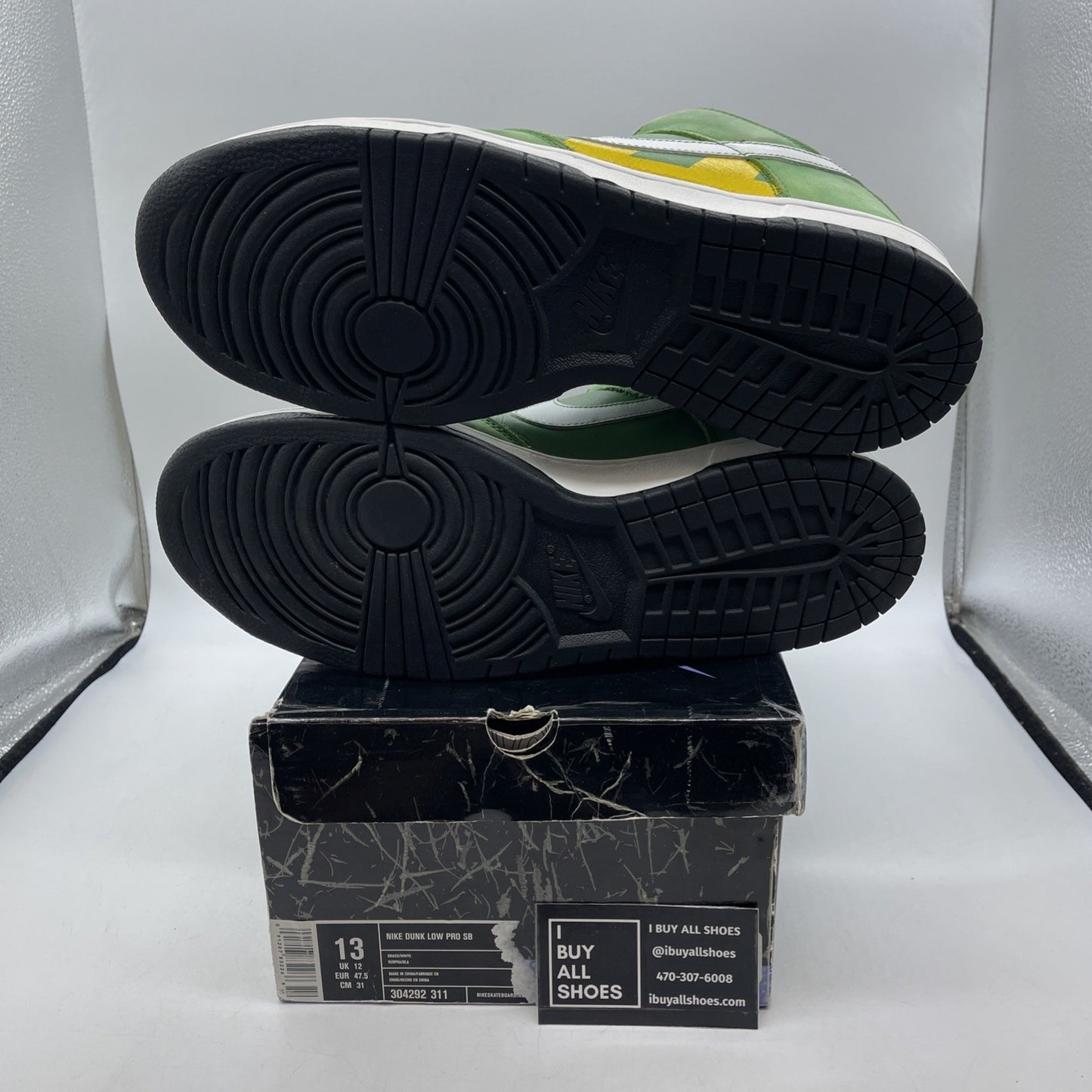 Size 13 - Nike Dunk Pro SB Low Taxi Series Tokyo (304292-311)