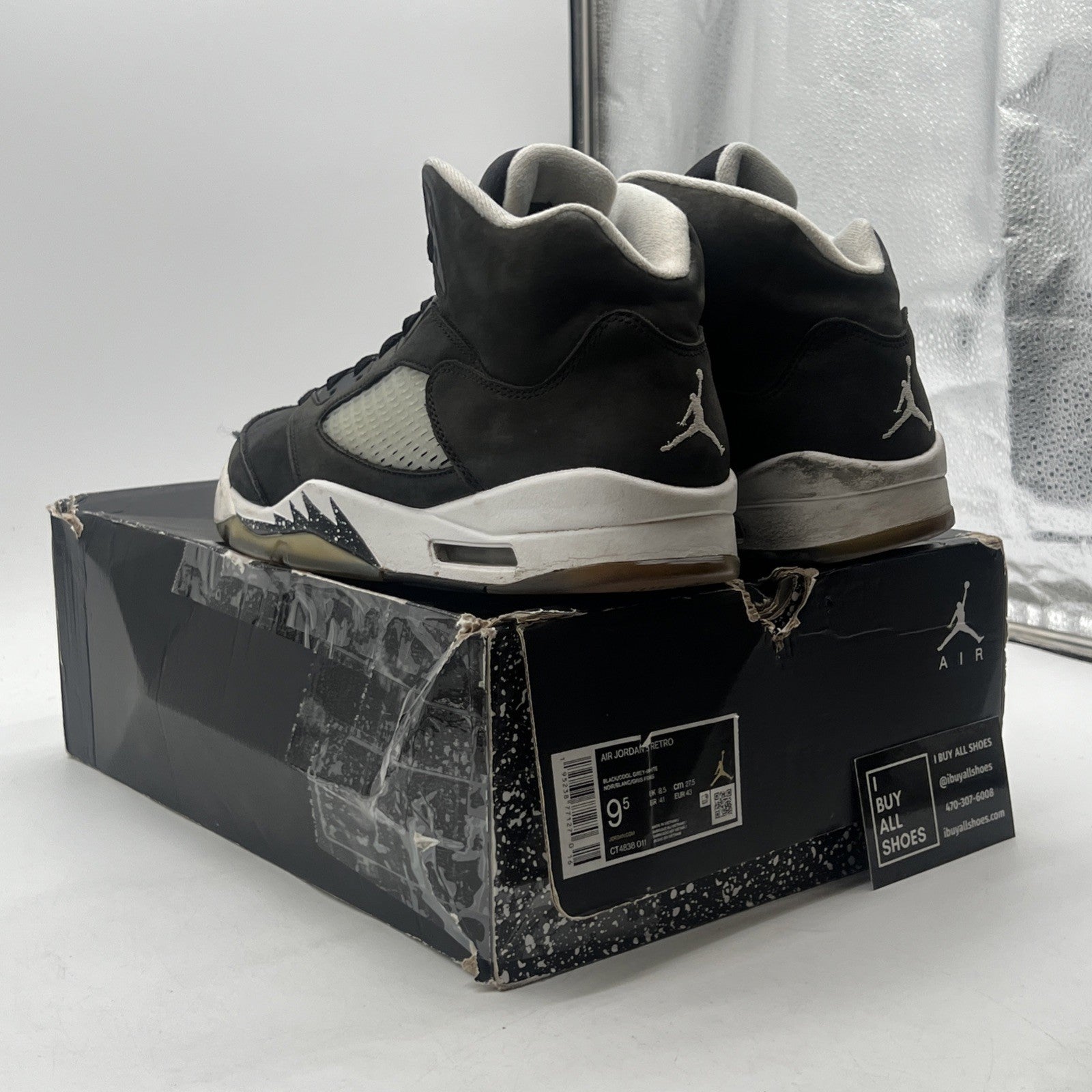Size 9.5 - Air Jordan 5 Retro Mid Oreo (CT4838-011)
