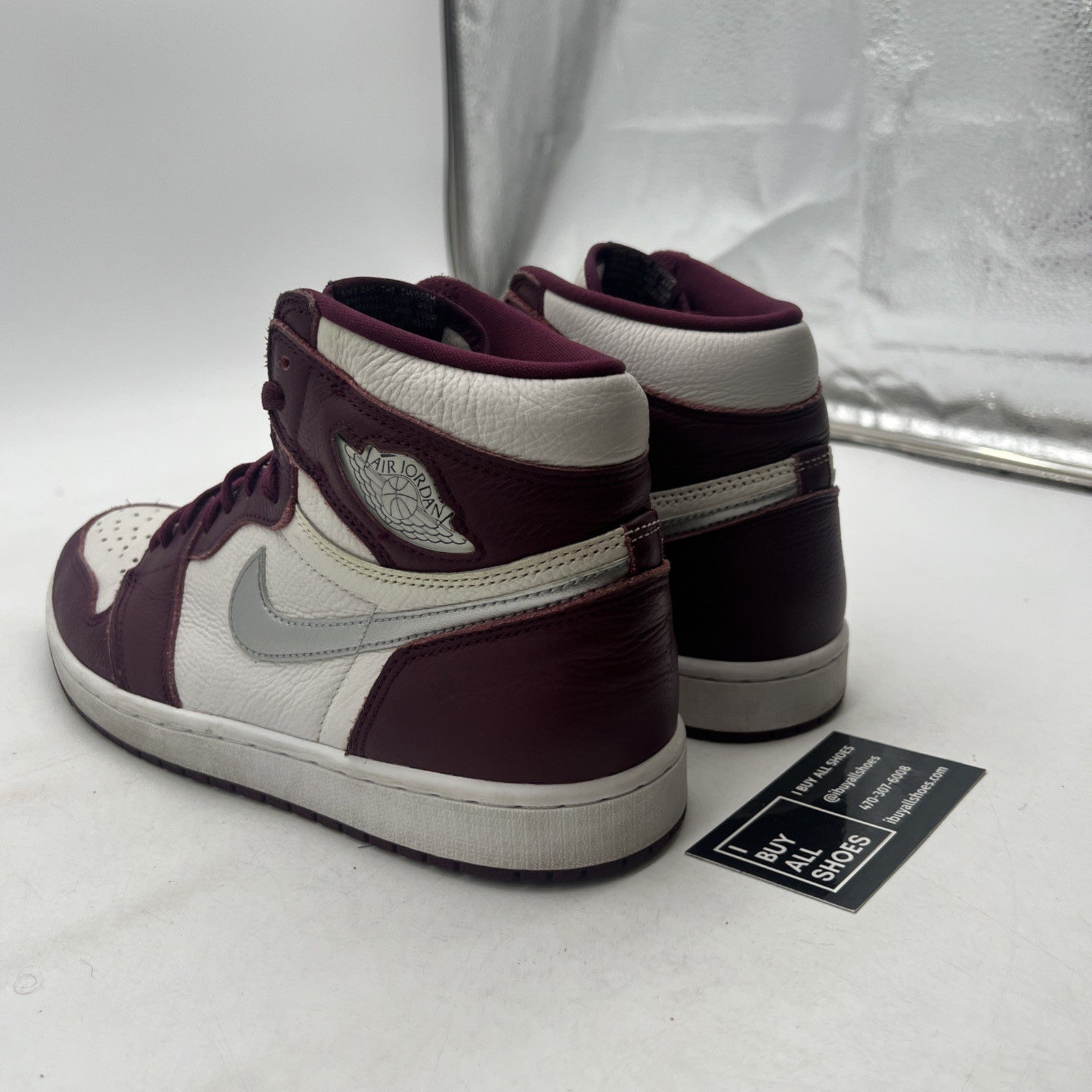 Size 9.5 - Air Jordan 1 Retro High OG Bordeaux (555088-611)
