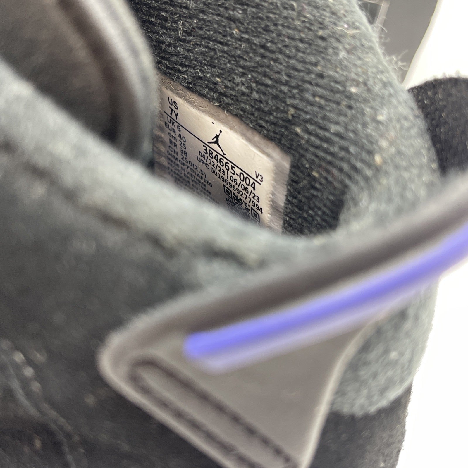 Size 7Y (GS) - Jordan 6 Retro Mid Aqua Black Blue Suede (384665-004)