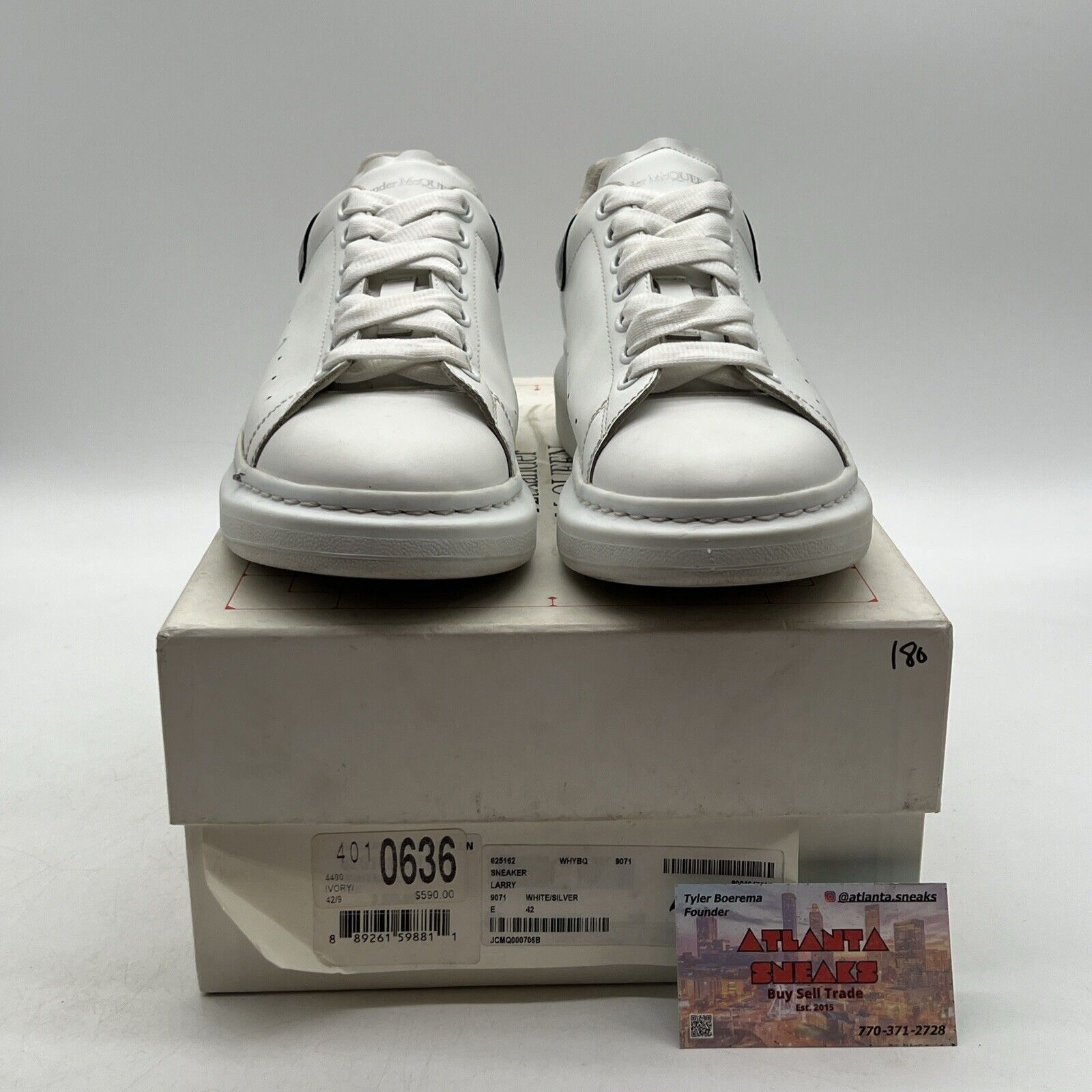 Size 9 - Alexander McQueen oversized sneaker Silver Crocodile (625162WHYBQ9071)