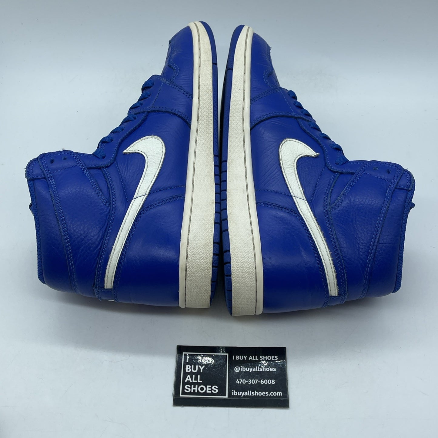 Size 10.5 - Air Jordan 1 Retro OG High Hyper Royal (555088-401)