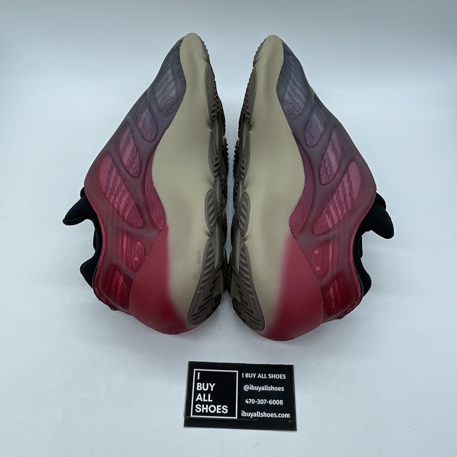 Size 10 - adidas Yeezy 700 V3 Fade Carbon Red Brown Black (GW1814)