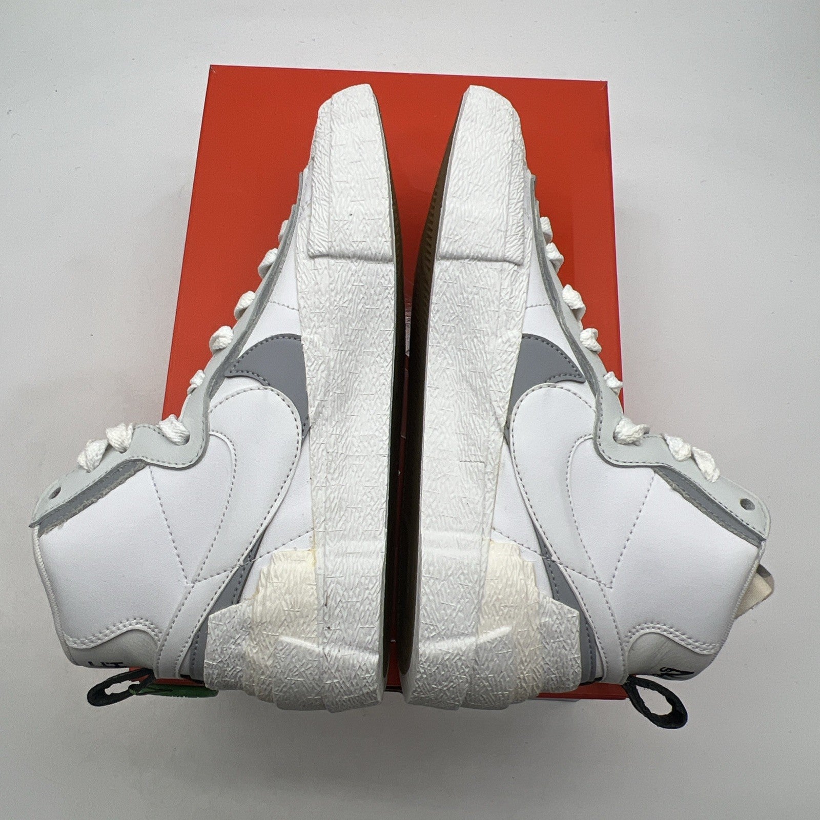 Size 7 - Nike sacai x Blazer Mid White Grey (BV0072-100)