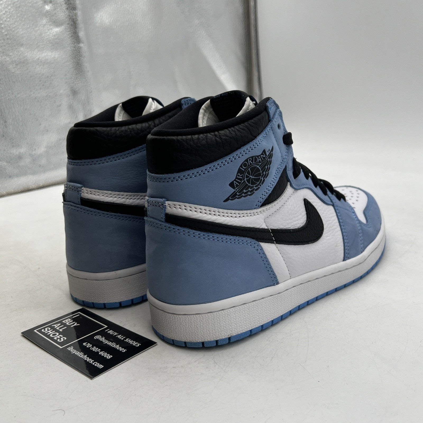 Size 9 - Air Jordan 1 Retro OG High University Blue (555088-134)