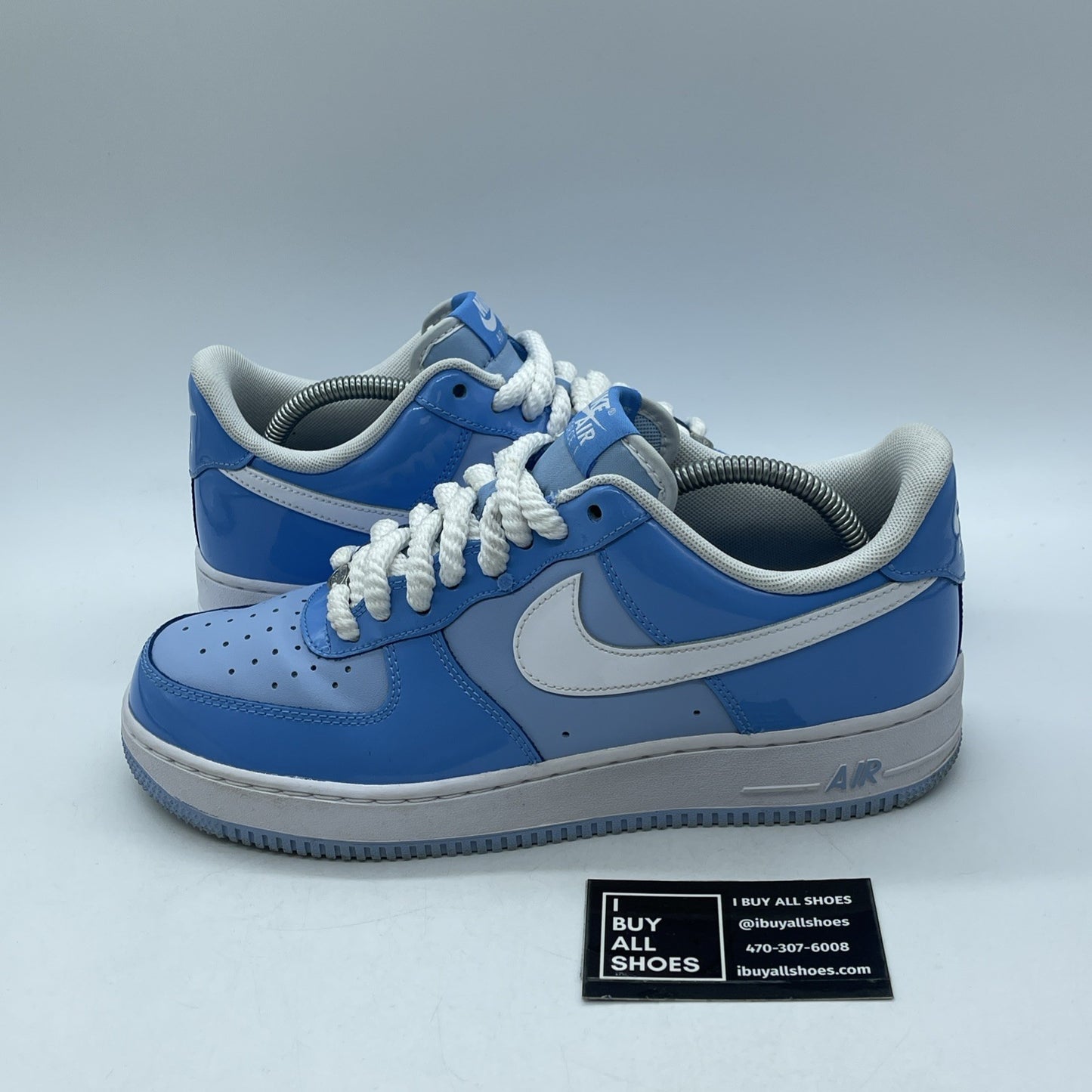 Size 9.5 - Nike Air Force 1 '07 LV8 Psychic Blue Patent Blue White (HV9405-400)