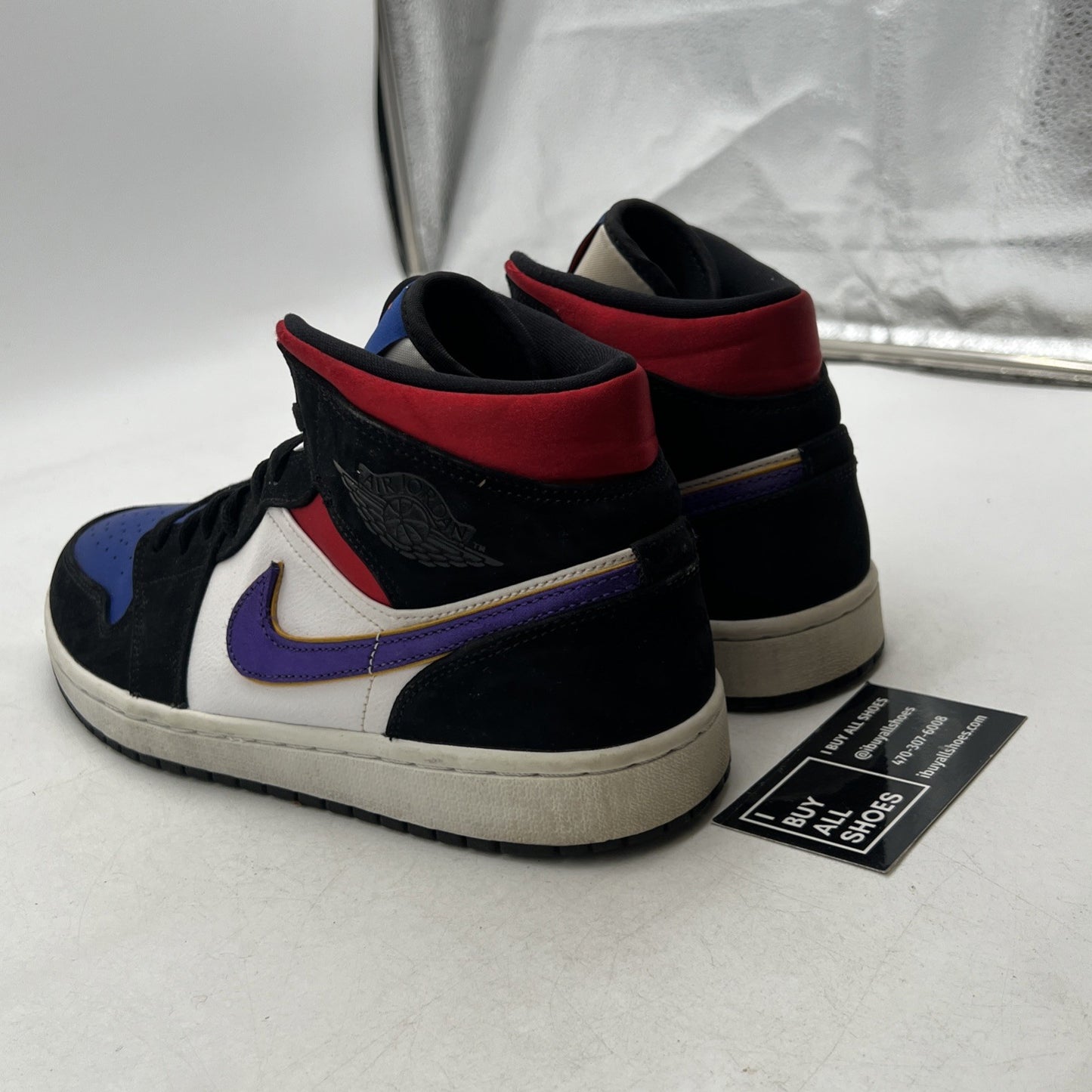 Size 9 - Air Jordan 1 SE Mid Rivals (852542-005)